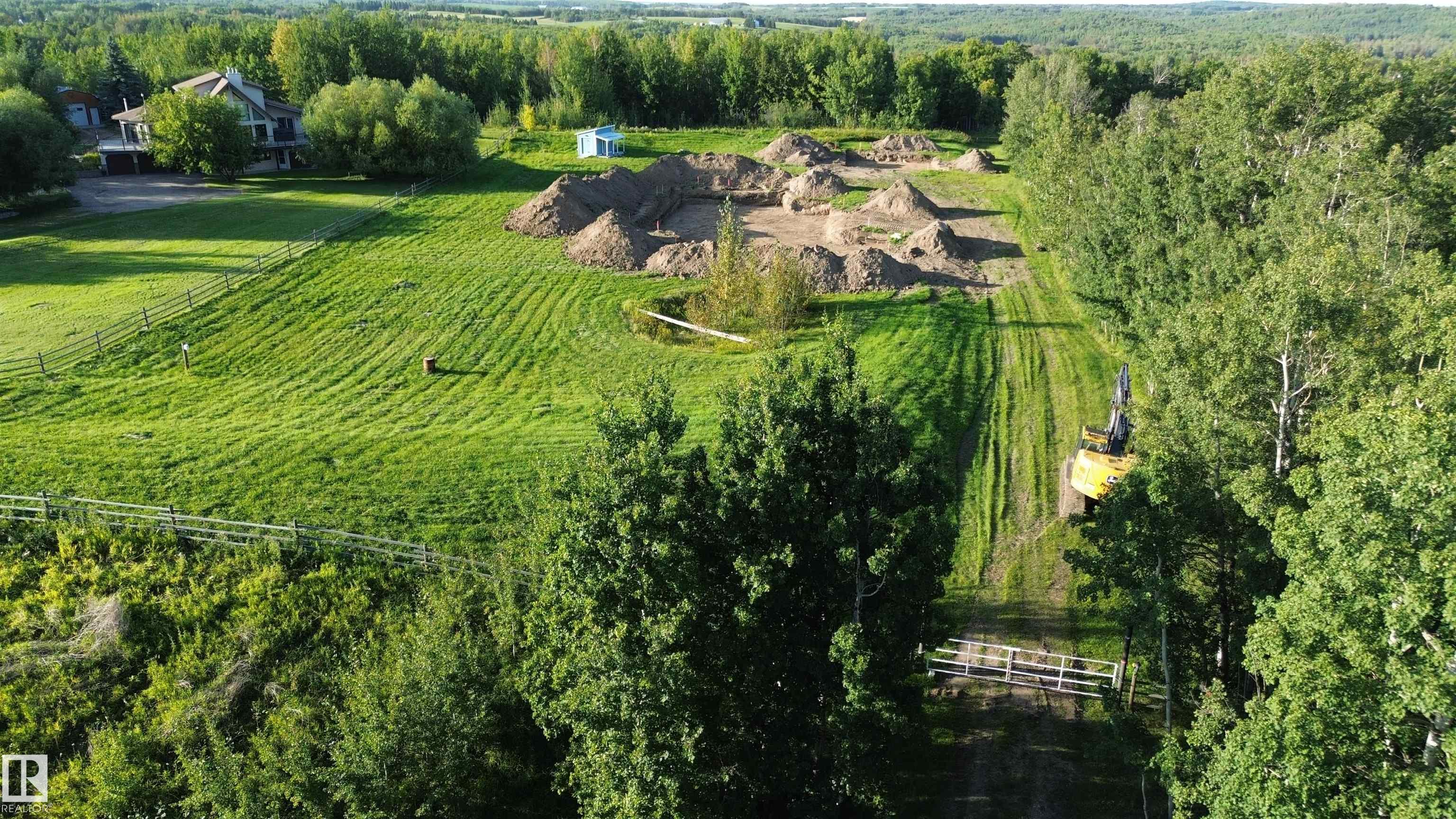 Photo 56 at 9 - 53417 Range Road 14, Hycrest Place II, Rural Parkland County