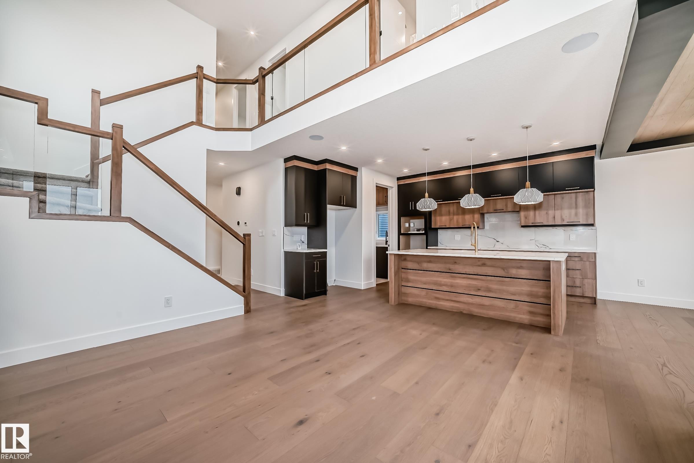 Photo 11 at 8418 223 A Street NW, Rosenthal, Edmonton