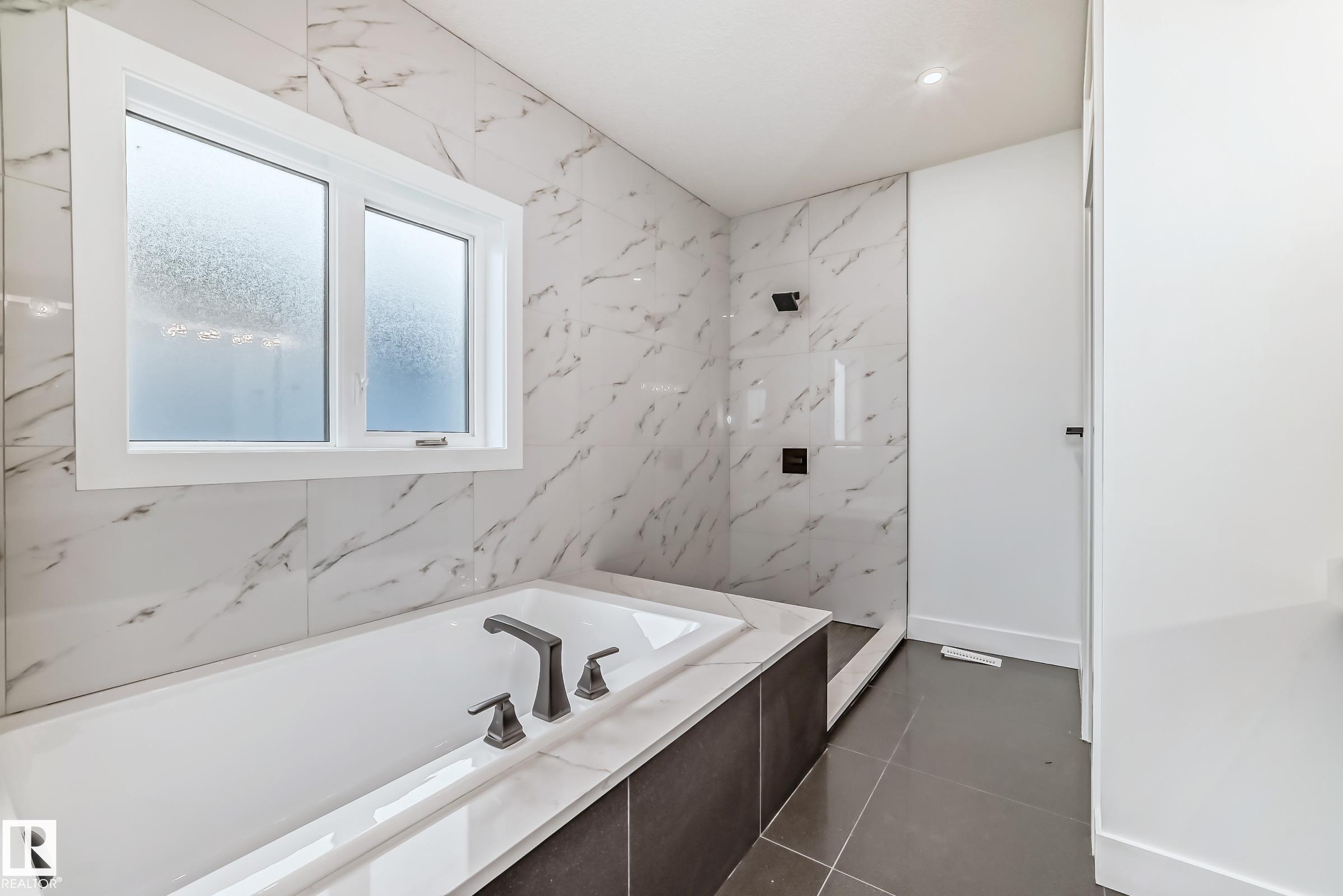 Photo 23 at 8418 223 A Street NW, Rosenthal, Edmonton