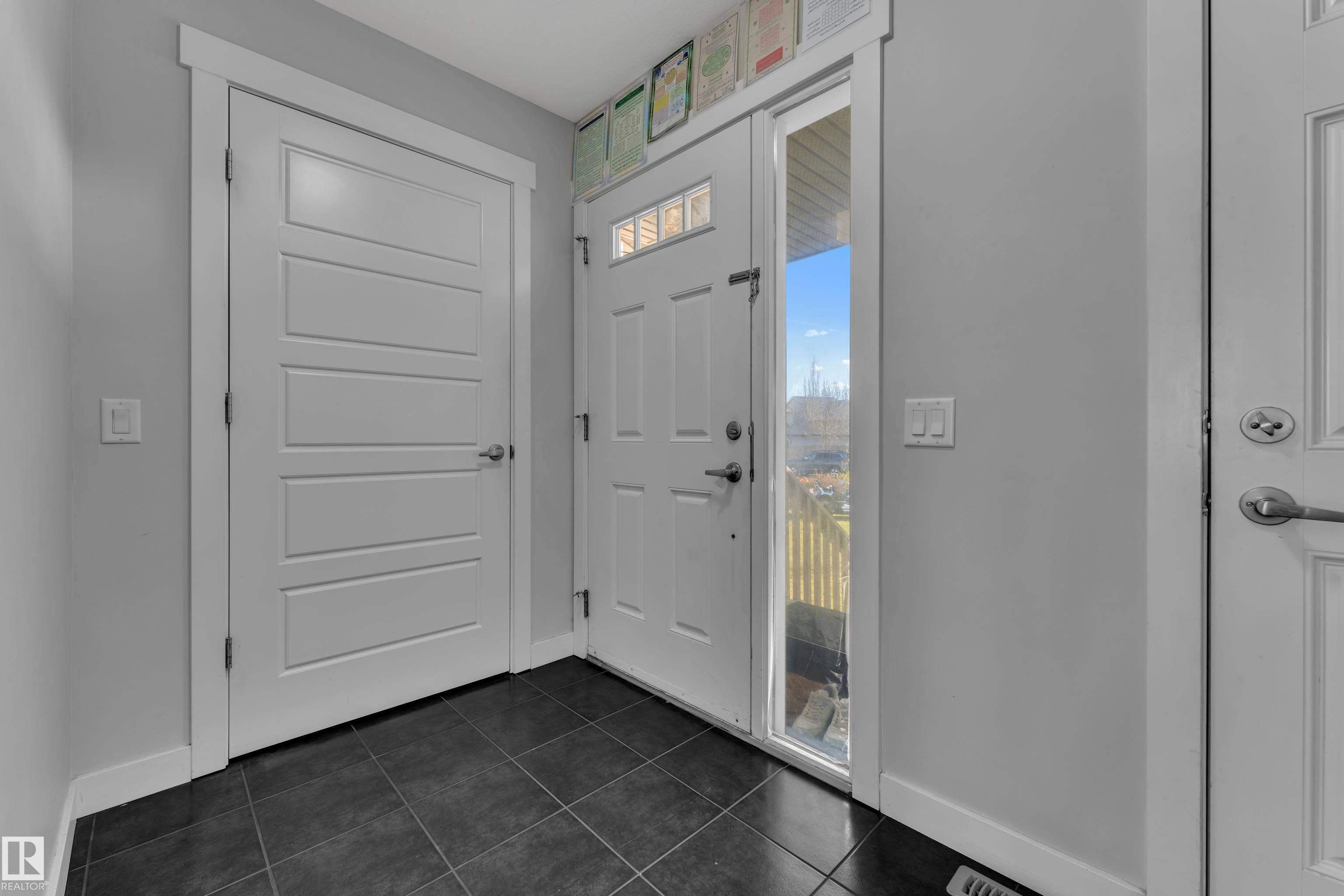 Photo 6 at 9919 217 Street NW, Secord, Edmonton