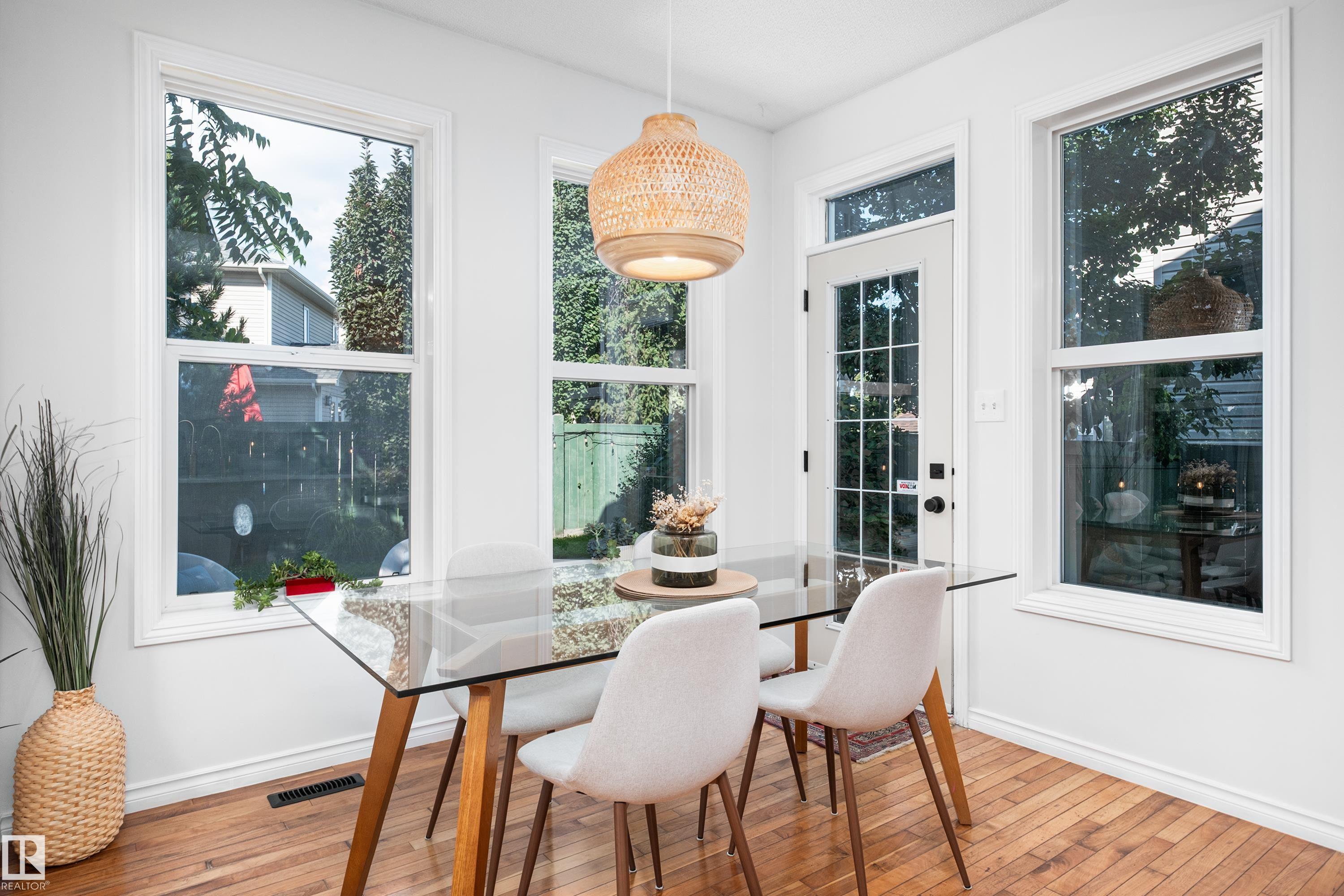 Photo 11 at 1128 114 Street SW, Rutherford, Edmonton
