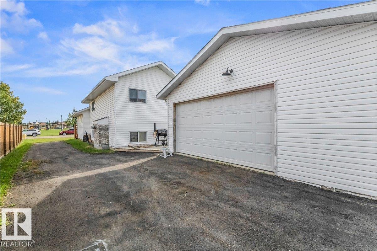 Photo 16 at 536 Sunnydale Road, Morinville