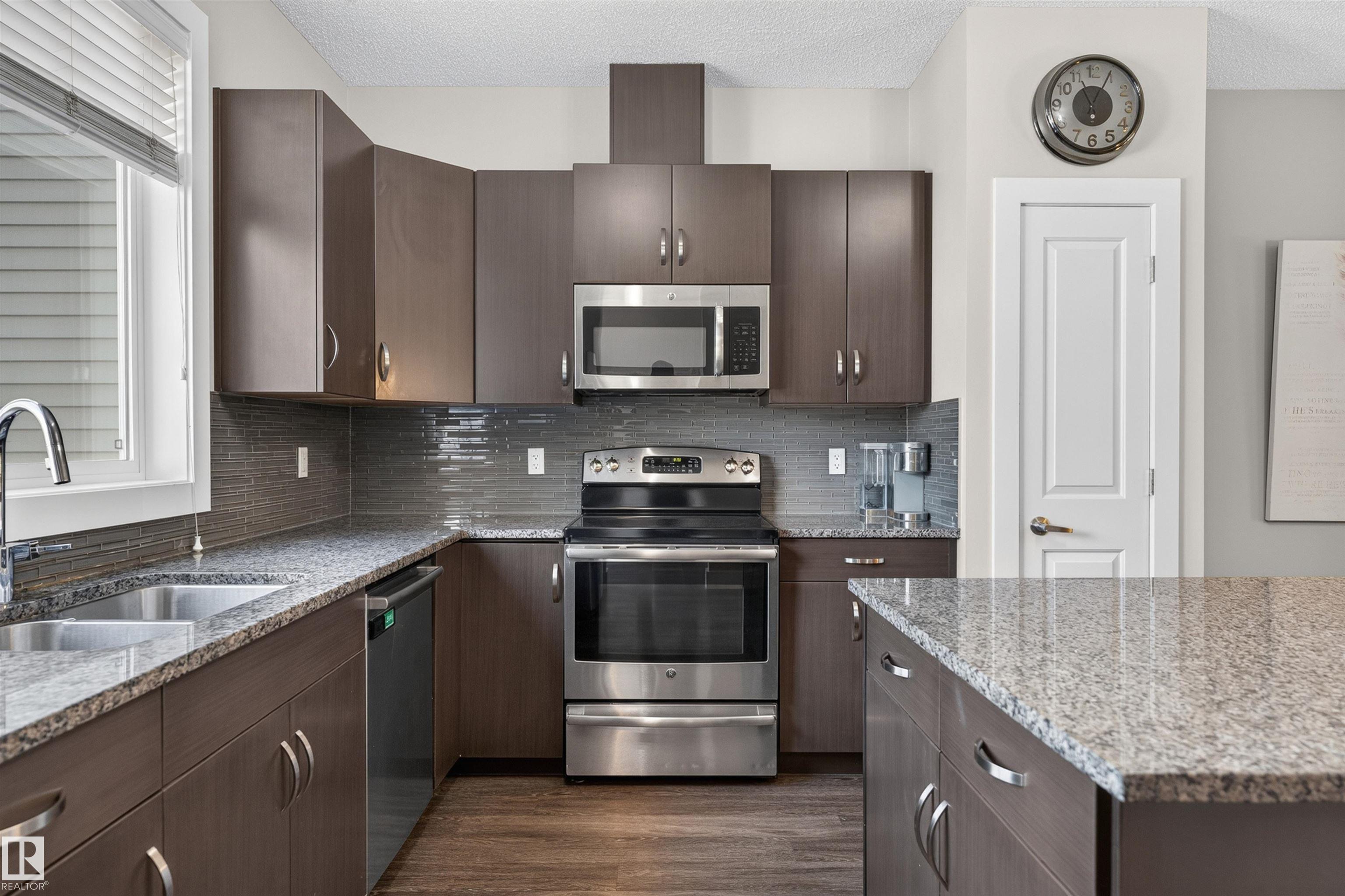 Photo 11 at 9082 Rosenthal Link NW, Rosenthal, Edmonton