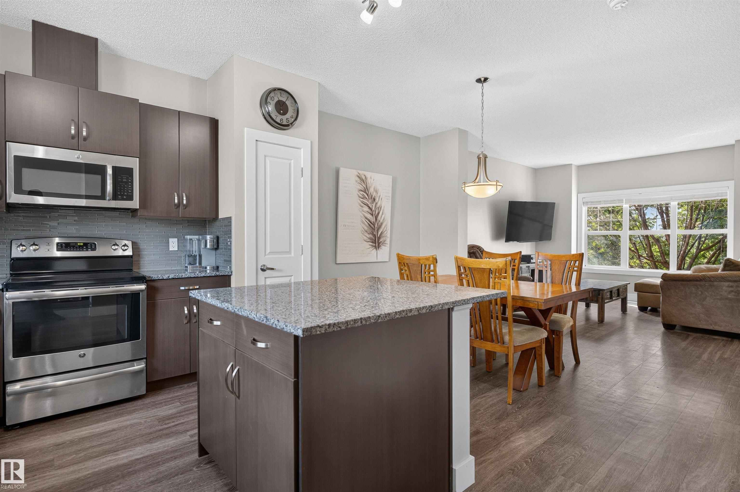 Photo 12 at 9082 Rosenthal Link NW, Rosenthal, Edmonton