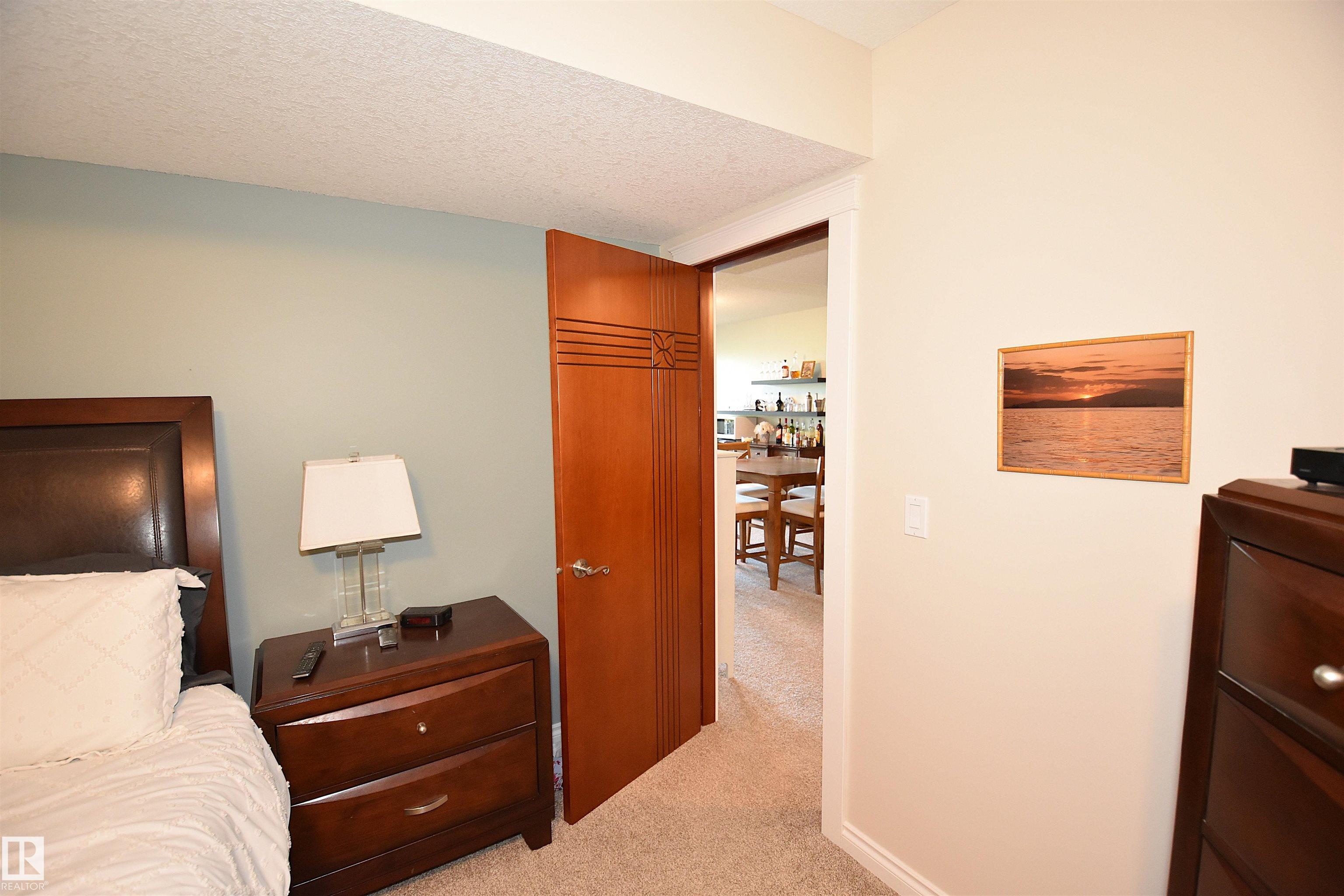 Photo 37 at 10 - 10500 103 Avenue, Morinville