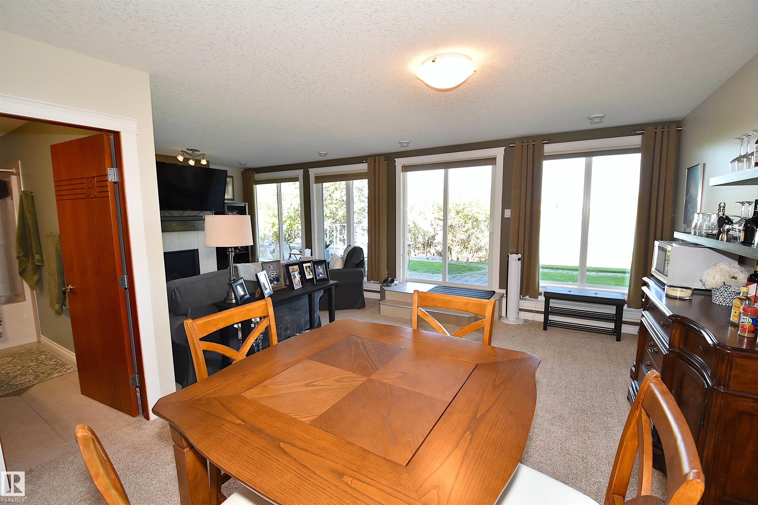 Photo 39 at 10 - 10500 103 Avenue, Morinville