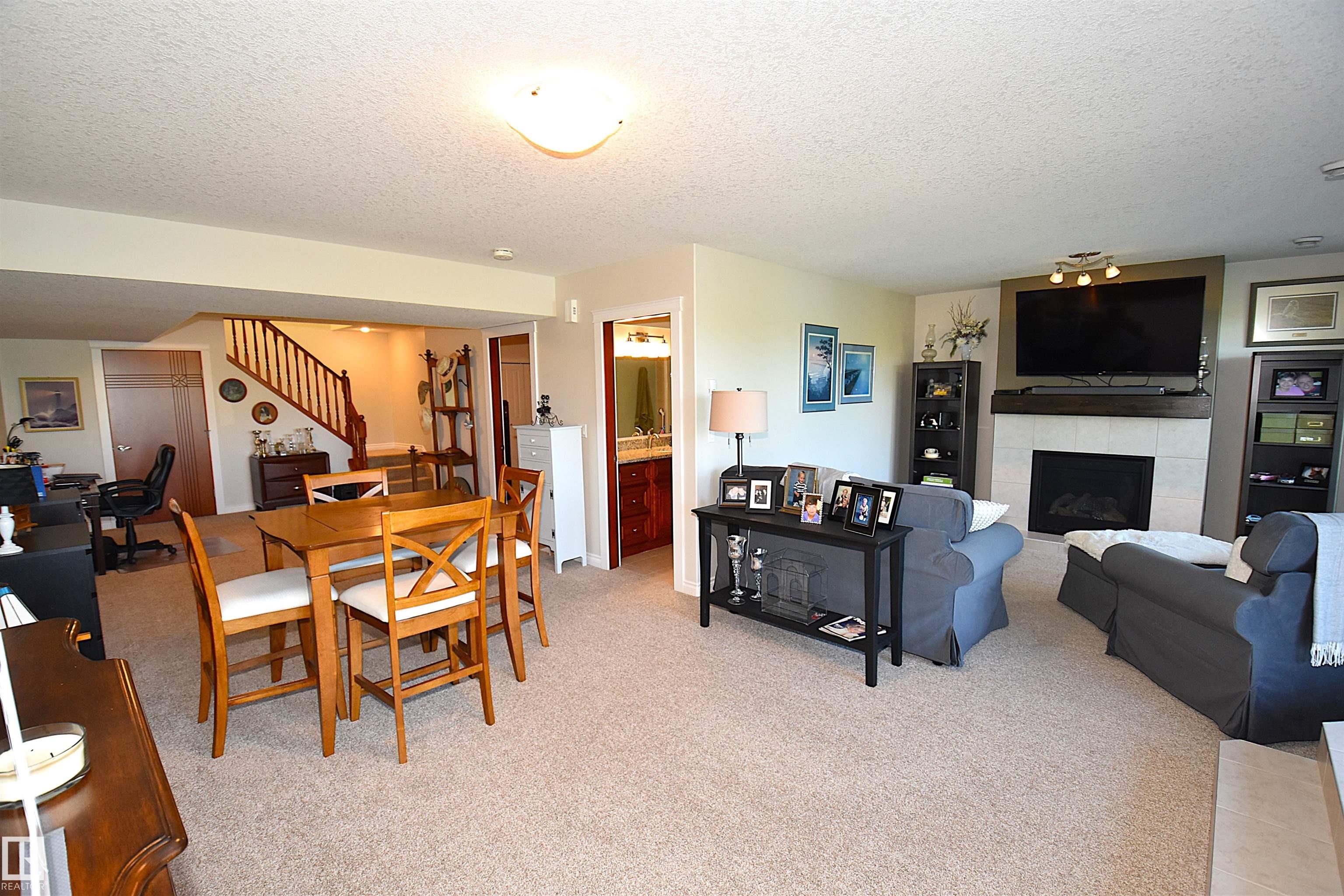 Photo 43 at 10 - 10500 103 Avenue, Morinville