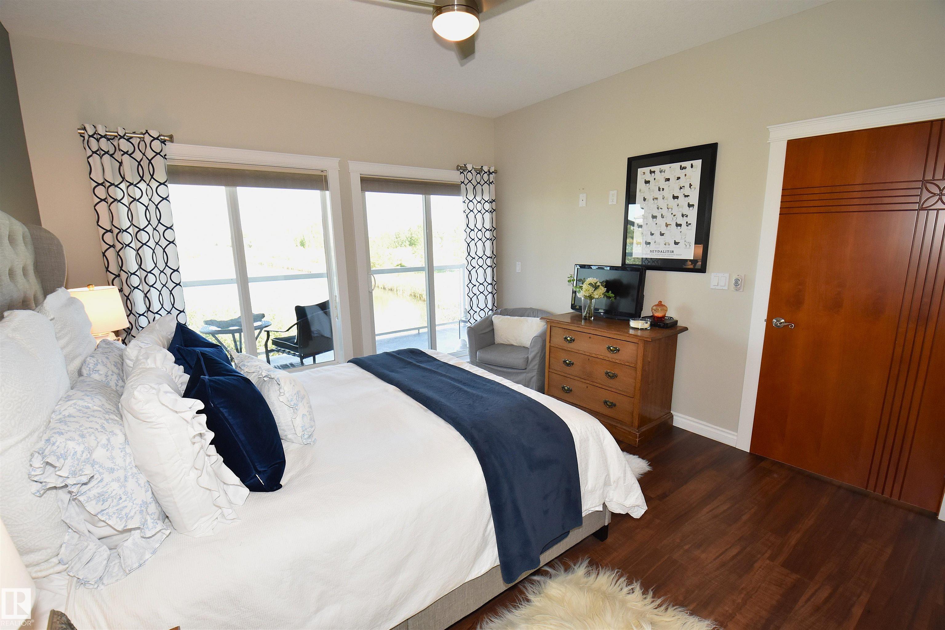 Photo 10 at 10 - 10500 103 Avenue, Morinville