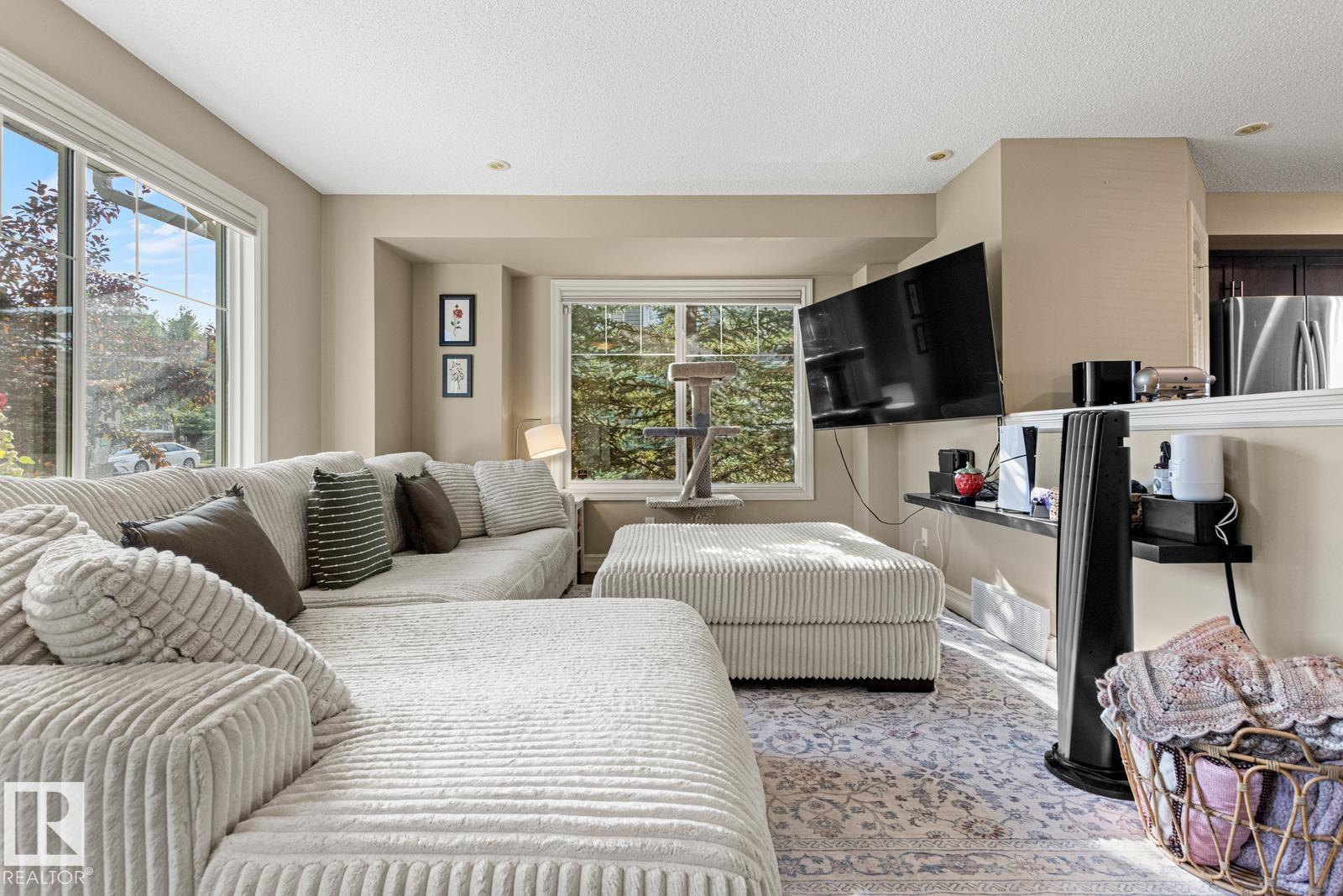 Photo 14 at 5319 3 Avenue SW, Charlesworth, Edmonton