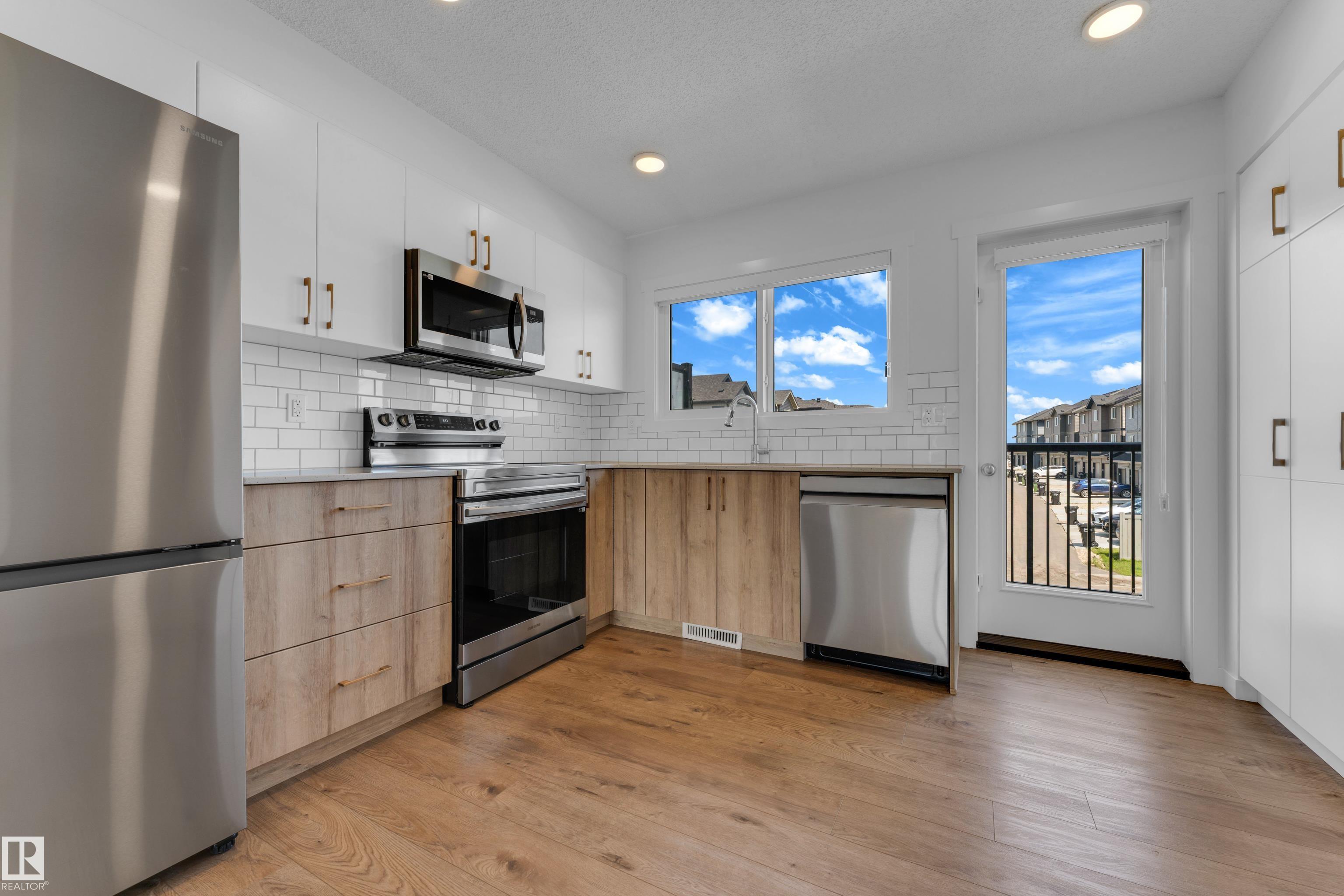 Photo 15 at 22711 84 Avenue NW, Rosenthal, Edmonton