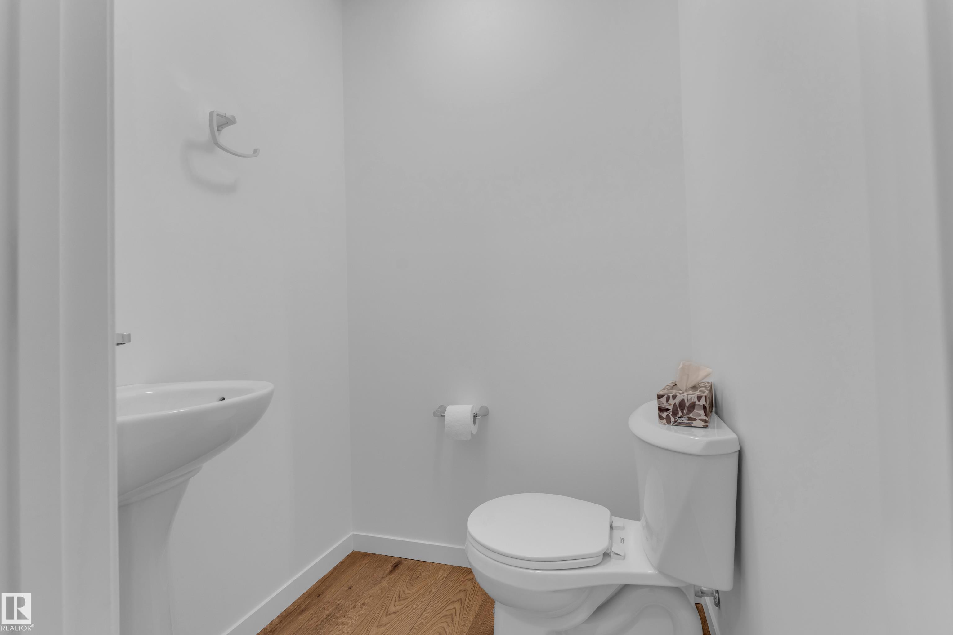 Photo 8 at 22711 84 Avenue NW, Rosenthal, Edmonton