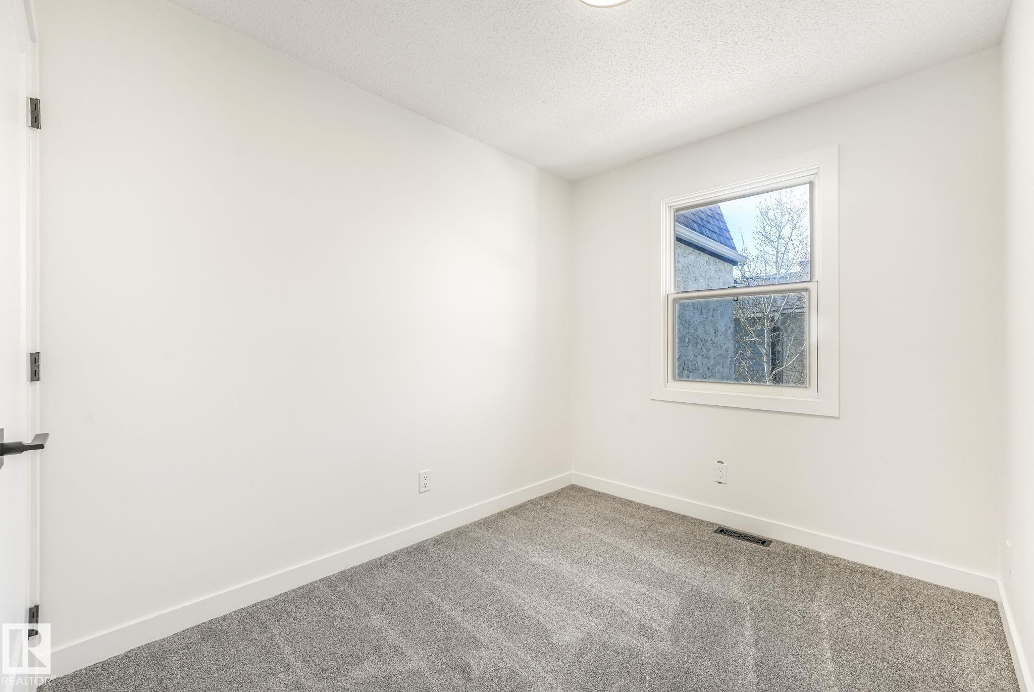Photo 19 at 199B Homestead Crescent NW, Homesteader, Edmonton