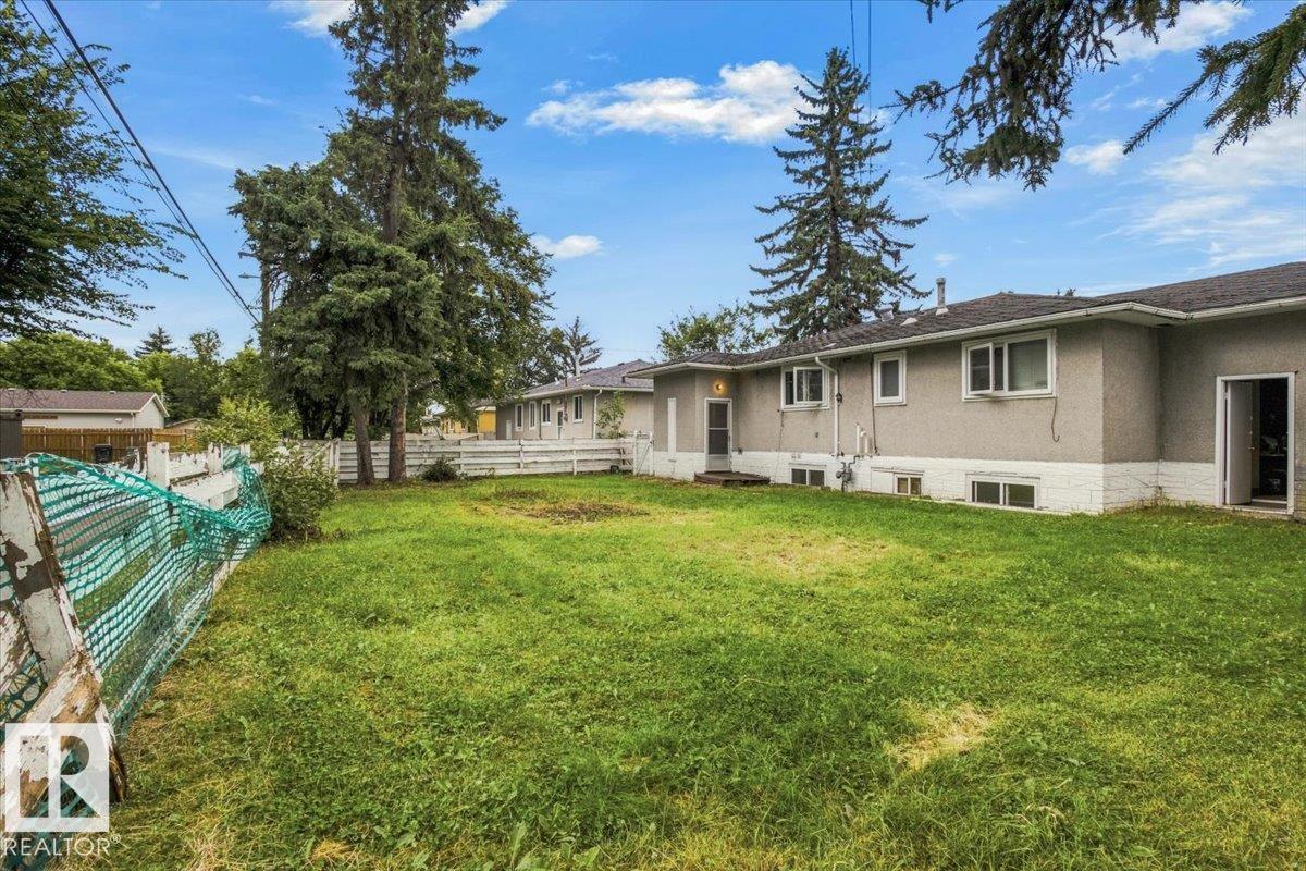 Photo 33 at 9228 75 Street NW, Holyrood, Edmonton
