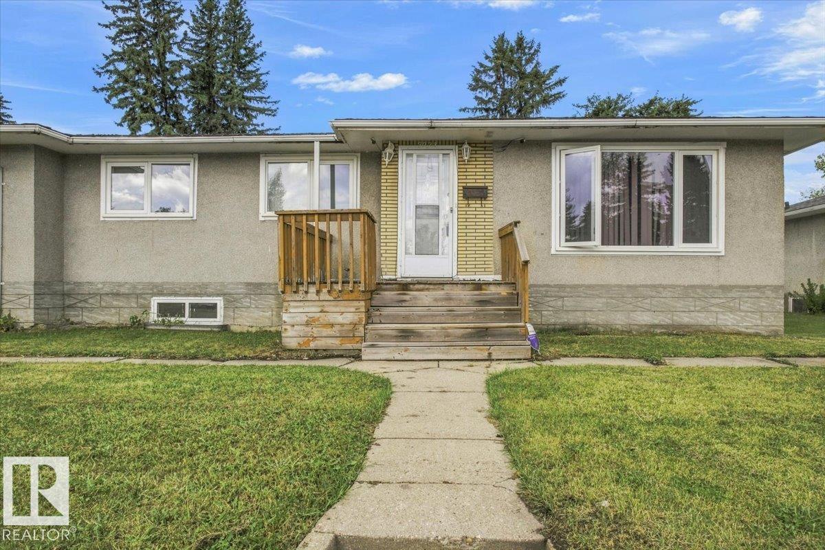 Photo 34 at 9228 75 Street NW, Holyrood, Edmonton