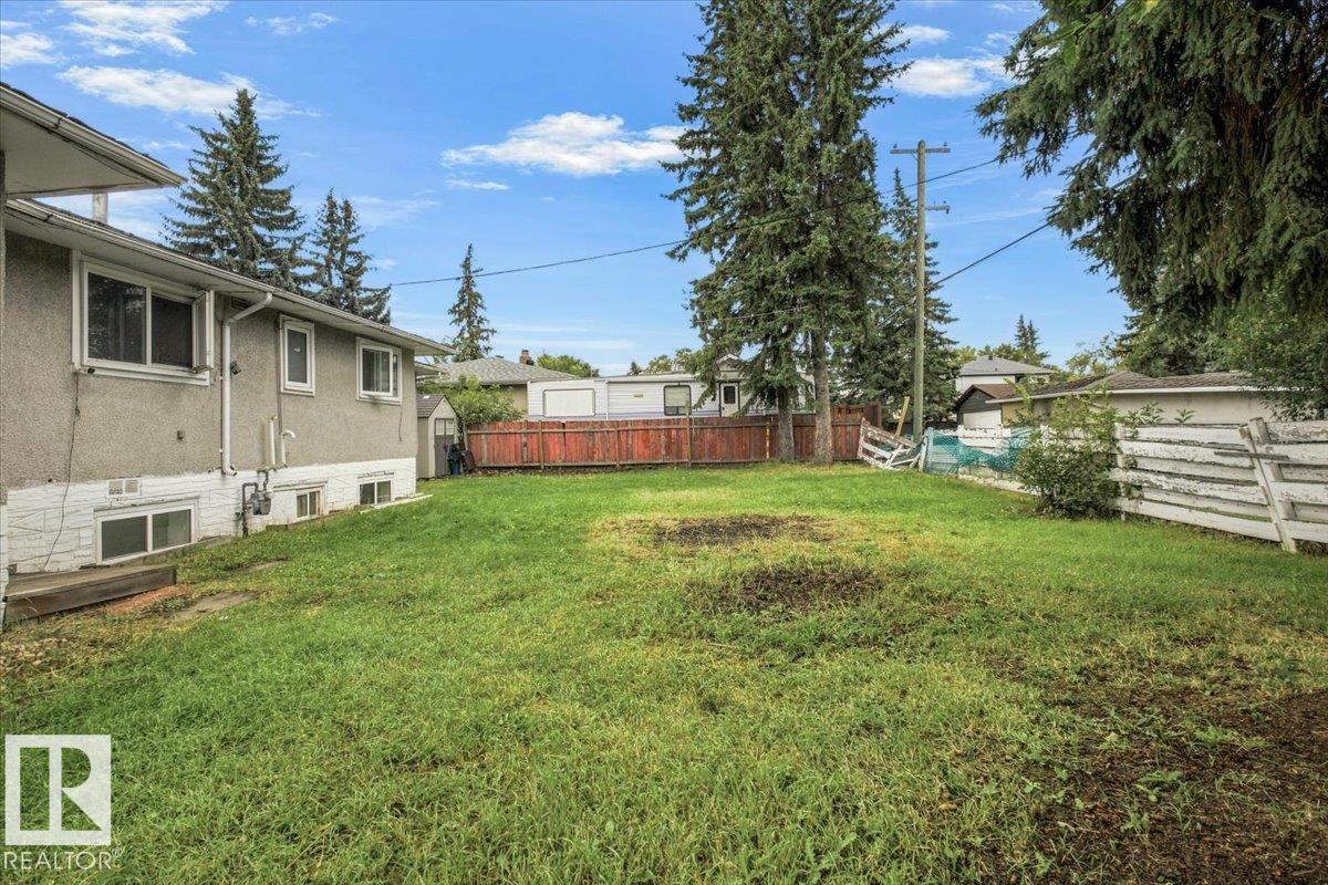 Photo 41 at 9228 75 Street NW, Holyrood, Edmonton