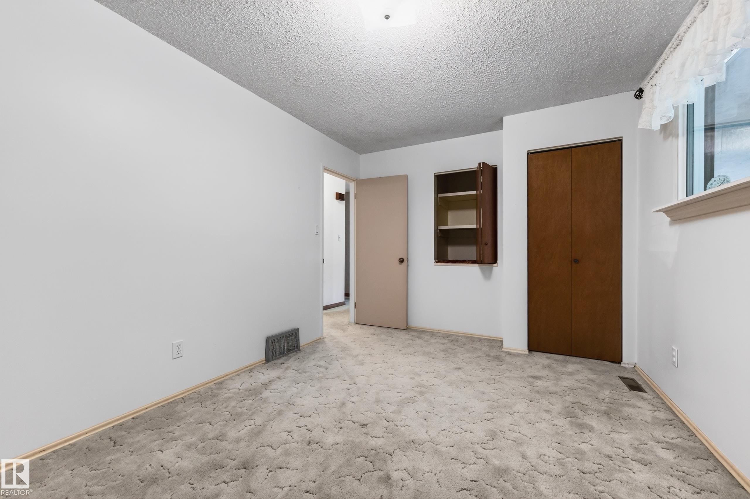 Photo 15 at 206 - 52063 Rge Road 225, Springhill Park, Rural Strathcona County