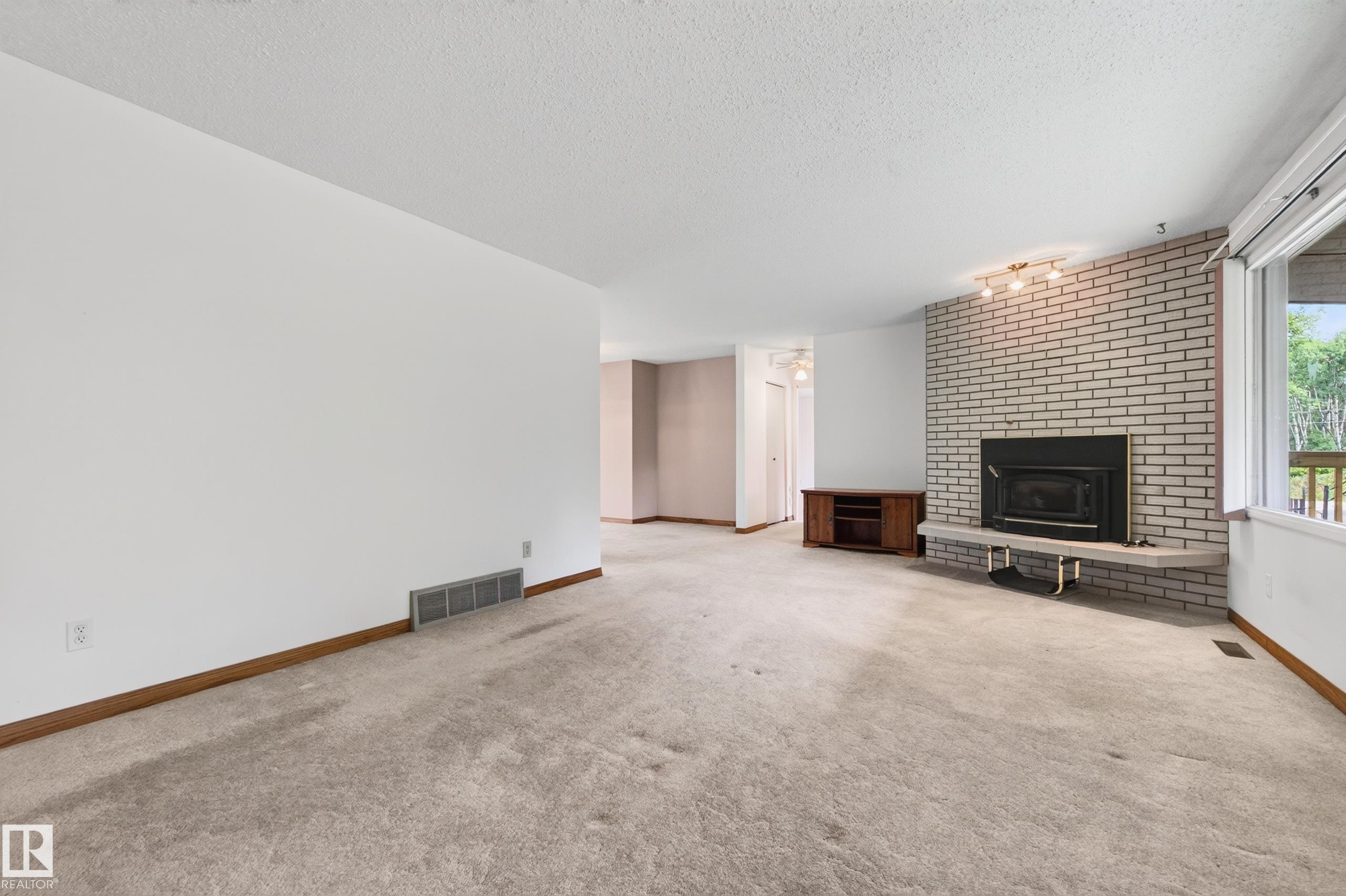 206 - 52063 Rge Road 225, Springhill Park, Rural Strathcona County