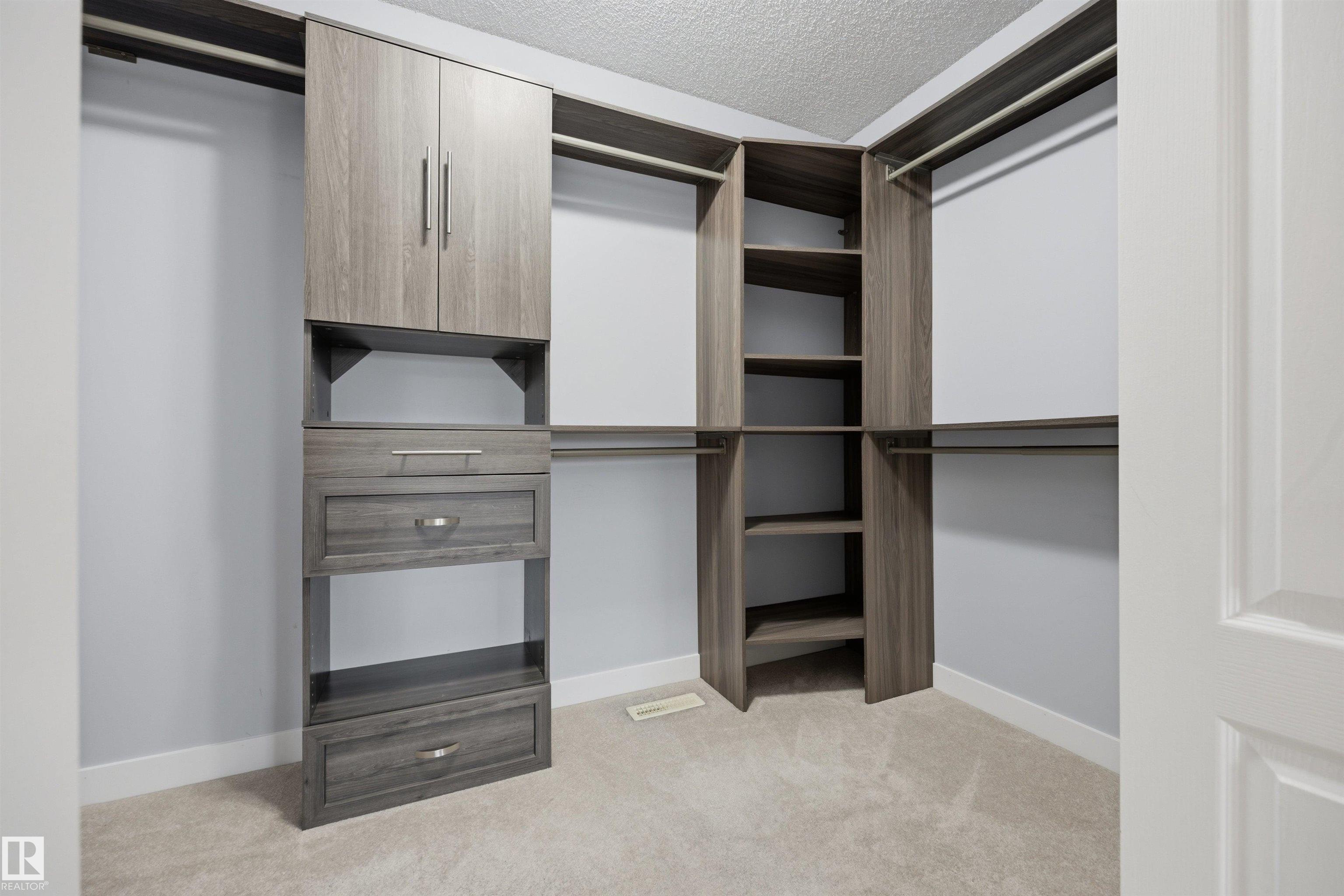 Photo 31 at 6910 158a Avenue NW, Ozerna, Edmonton