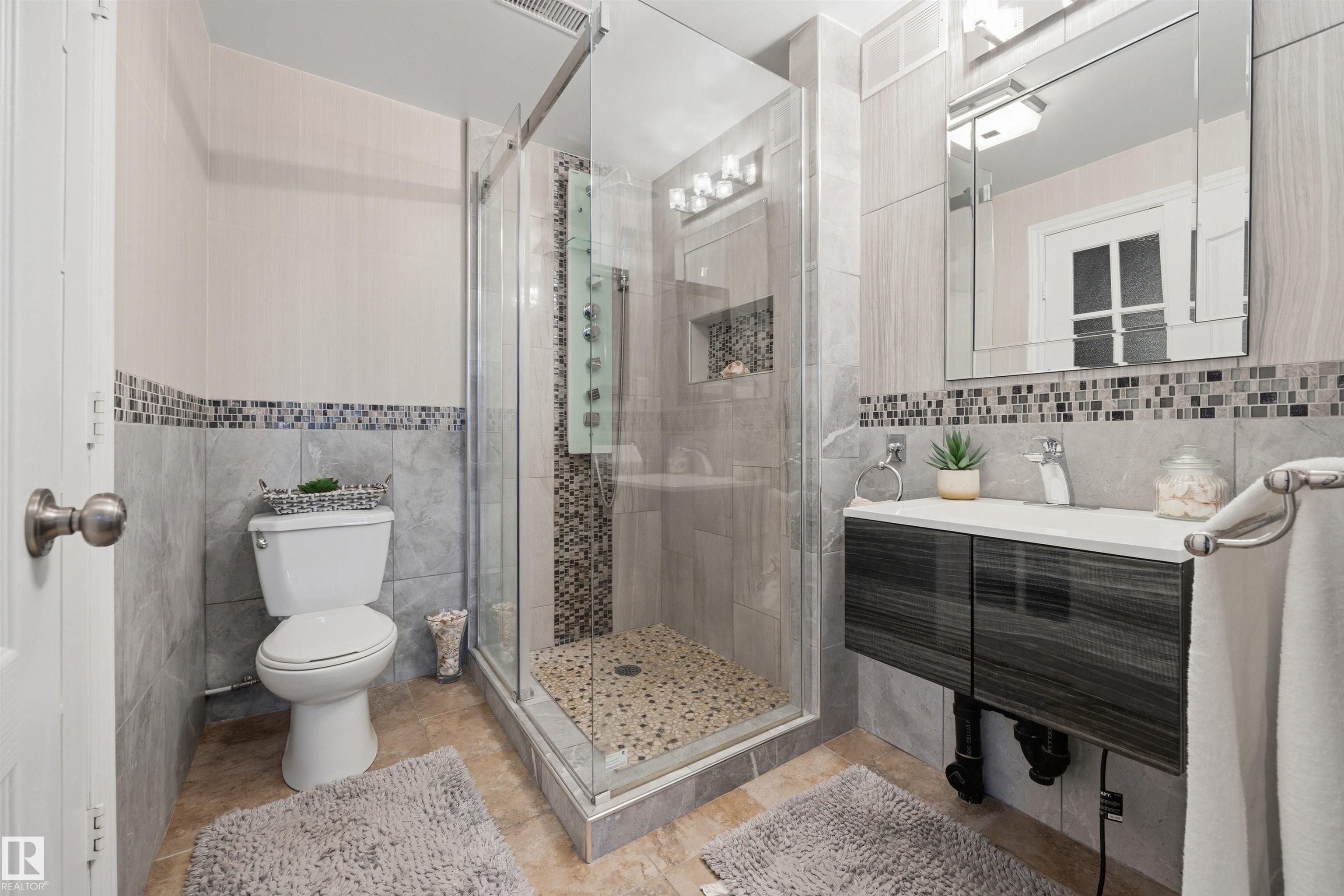 Photo 40 at 6910 158a Avenue NW, Ozerna, Edmonton