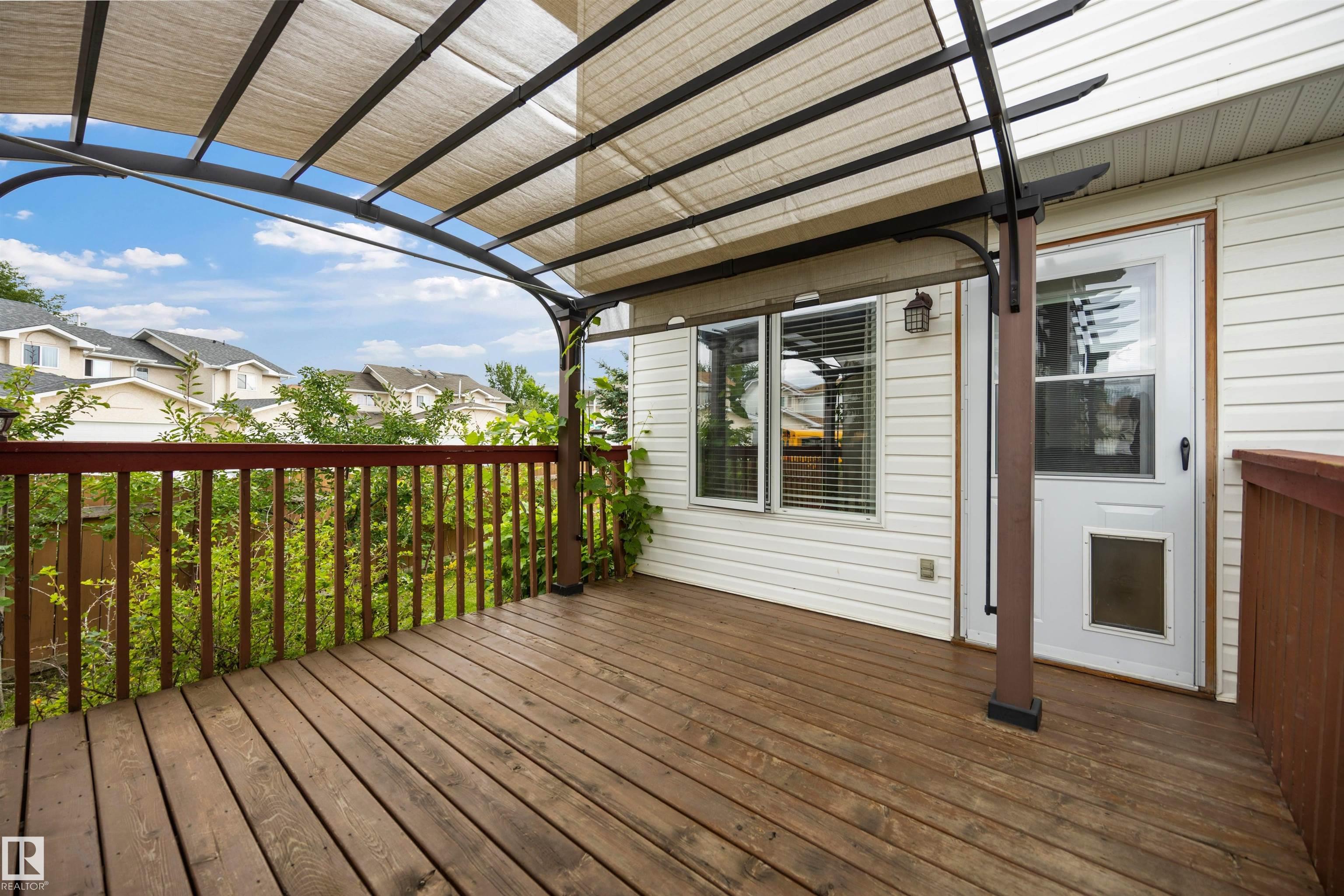 Photo 9 at 6910 158a Avenue NW, Ozerna, Edmonton