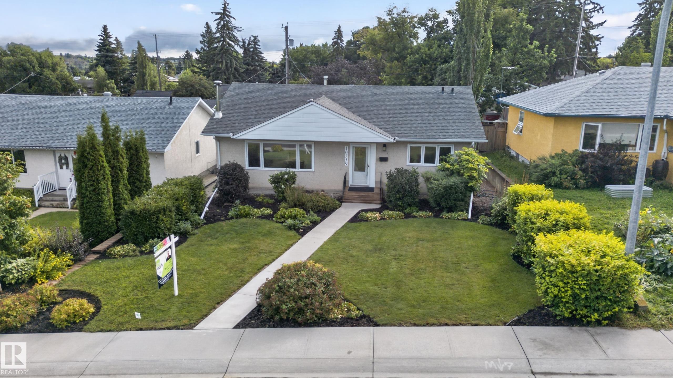 10739 52 Street NW, Capilano, Edmonton