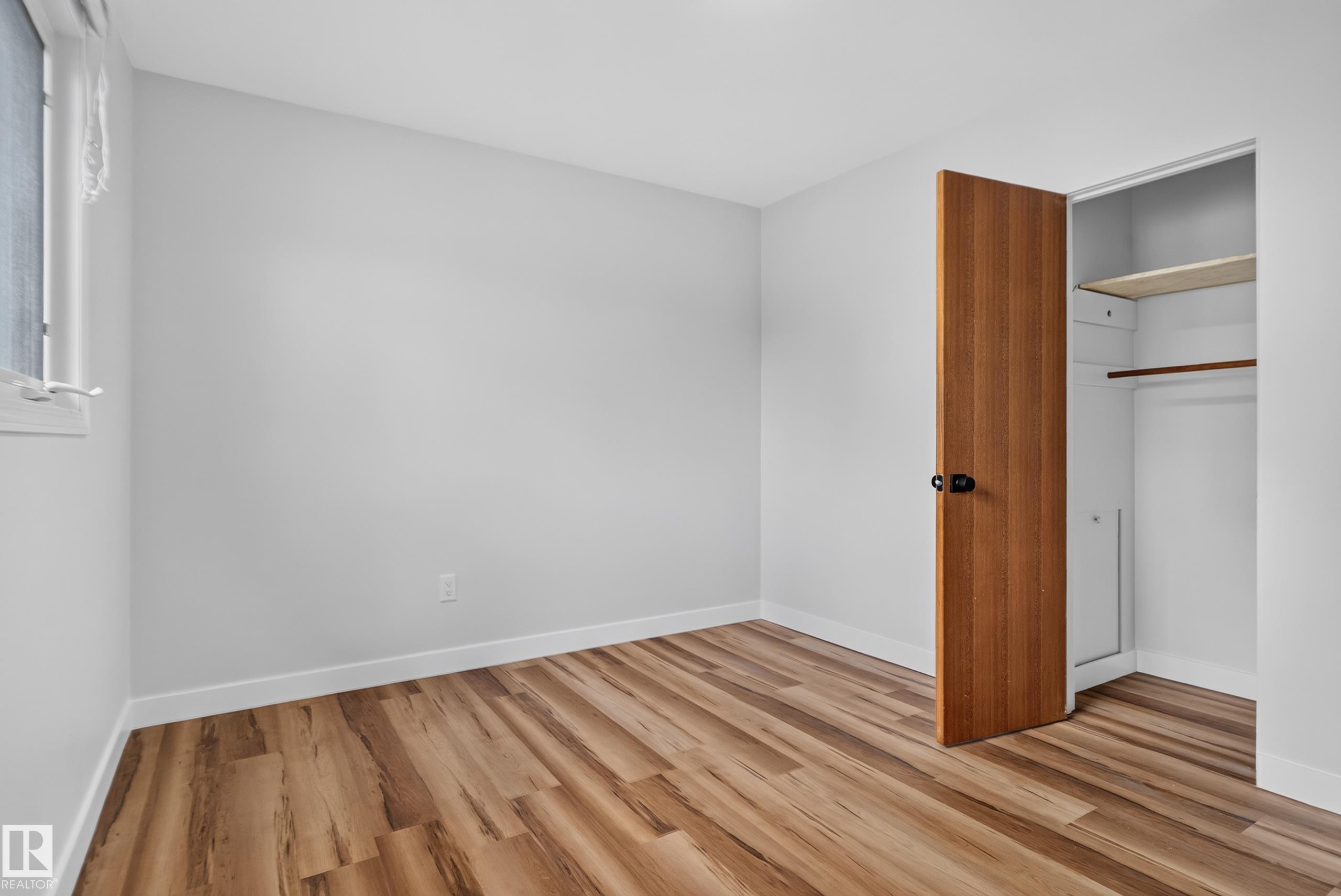 Photo 31 at 10739 52 Street NW, Capilano, Edmonton