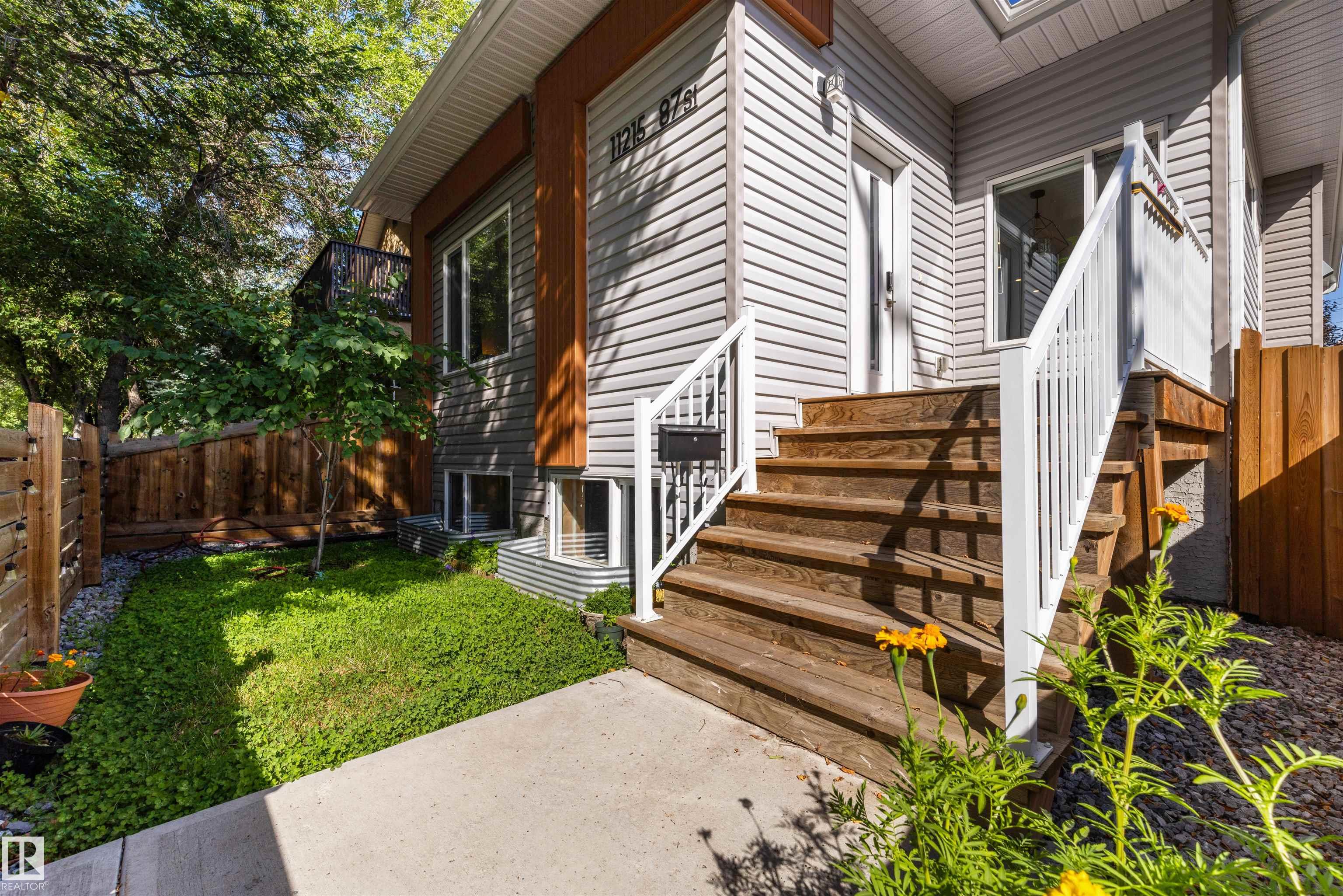 Photo 2 at 11215 87 Street NW, Parkdale, Edmonton