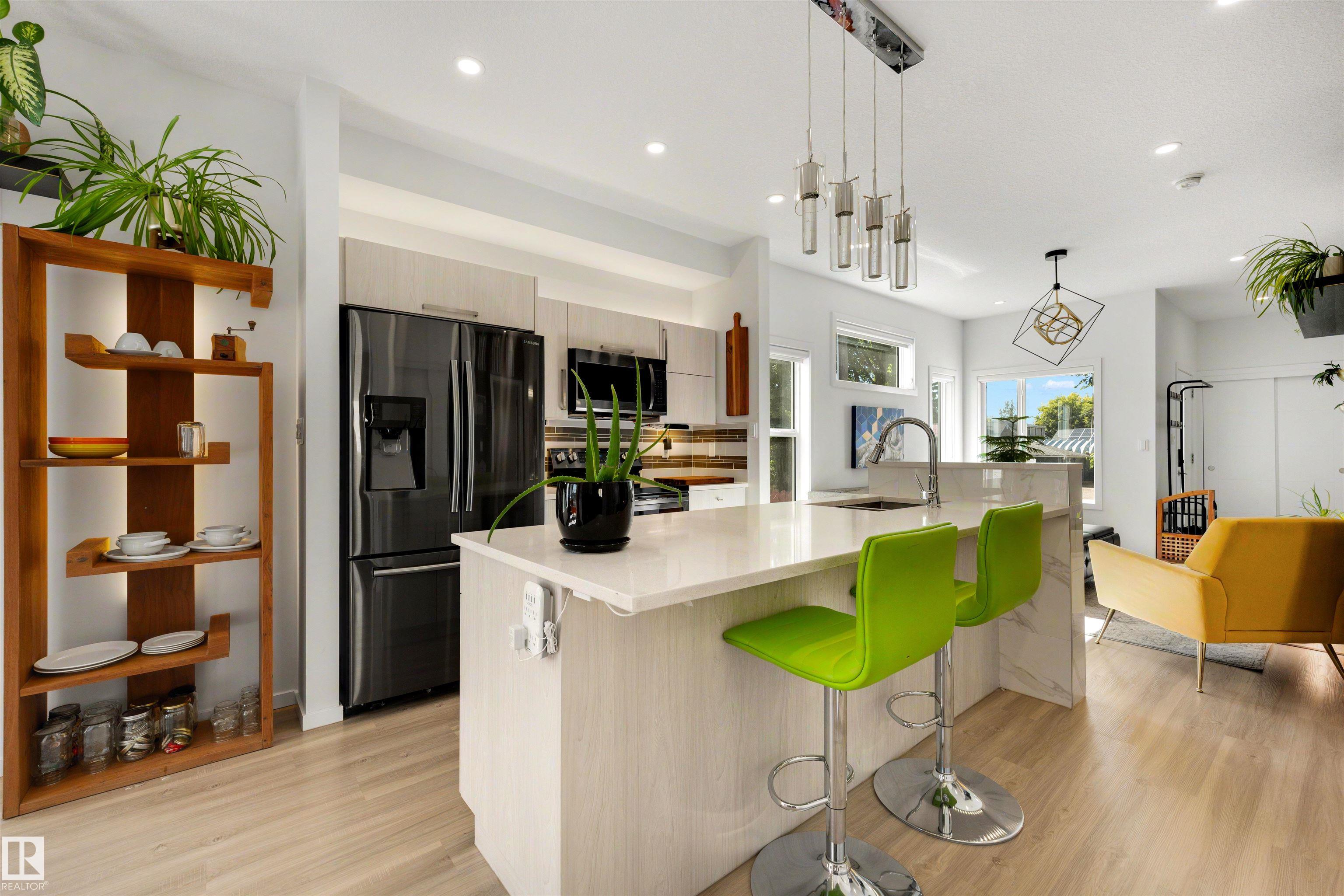 Photo 15 at 11215 87 Street NW, Parkdale, Edmonton