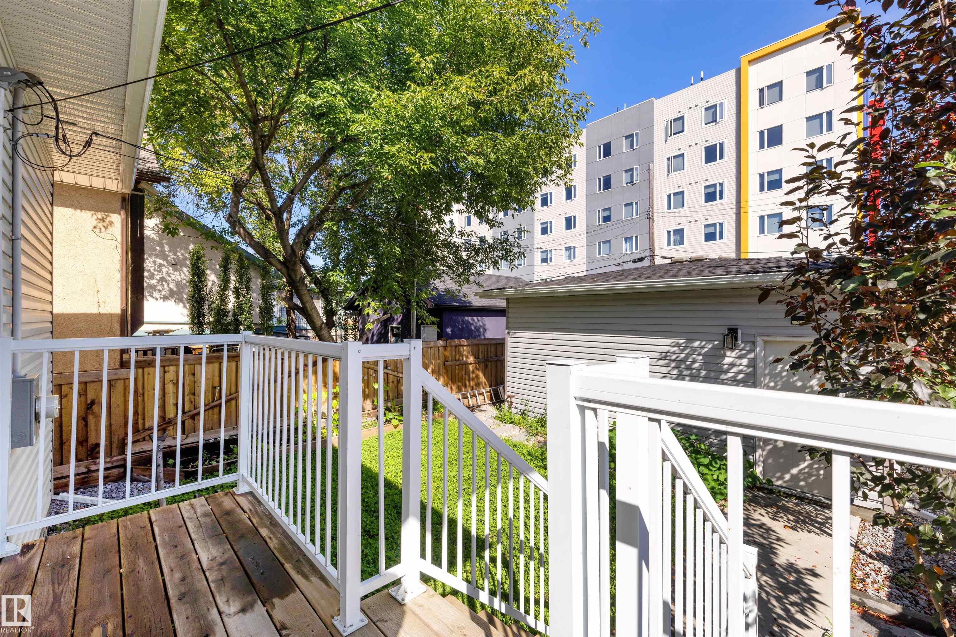 Photo 27 at 11215 87 Street NW, Parkdale, Edmonton