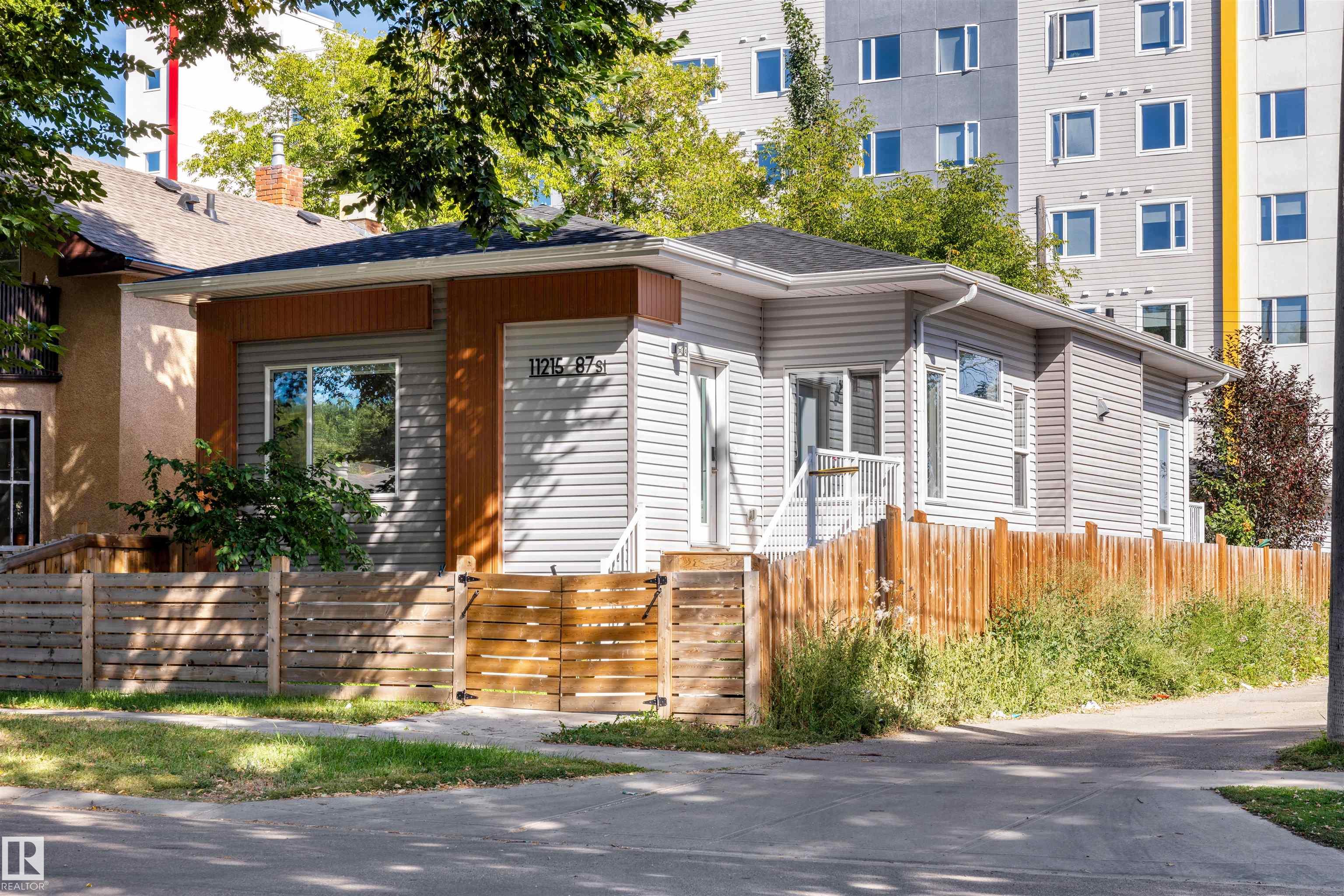 Photo 29 at 11215 87 Street NW, Parkdale, Edmonton
