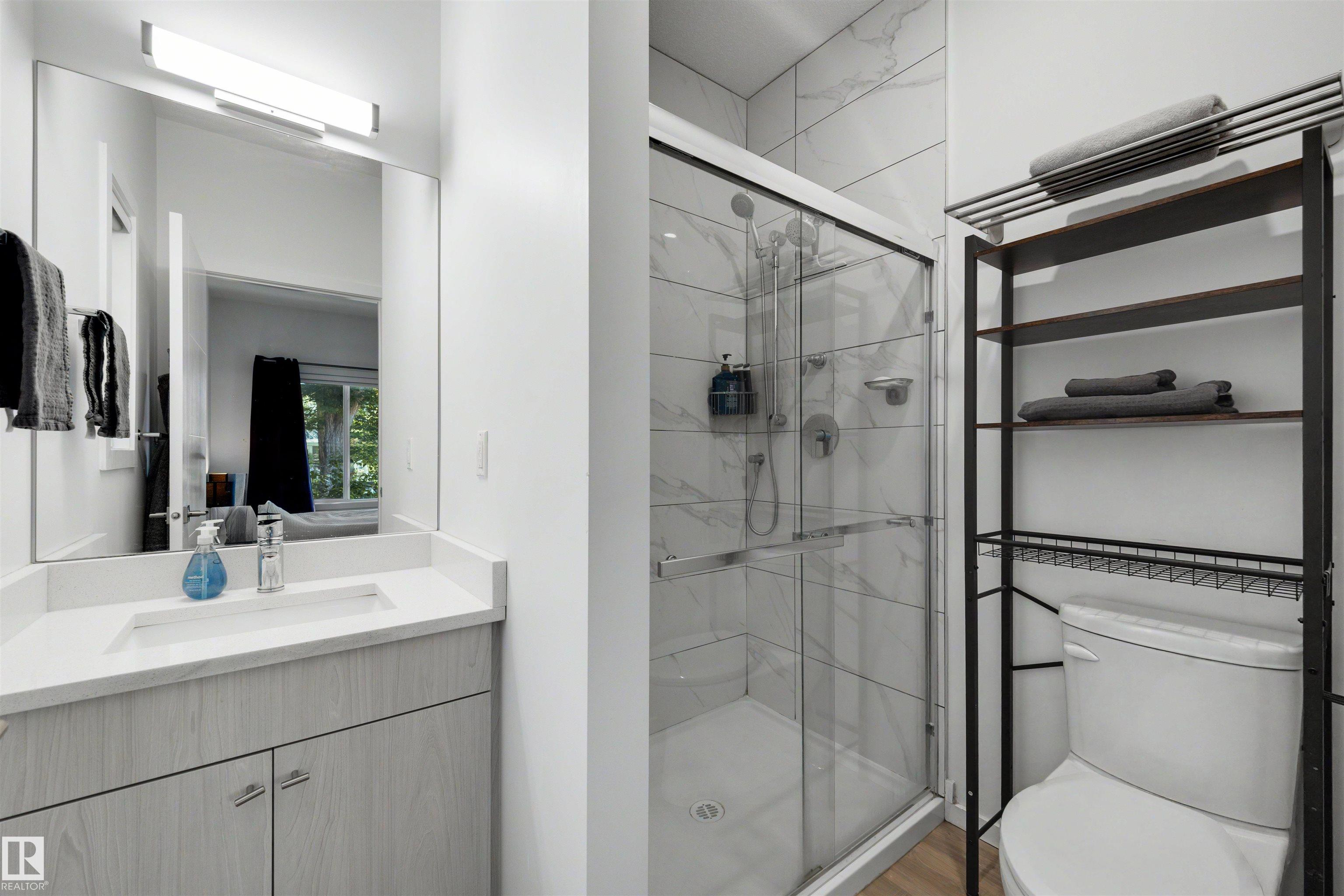 Photo 8 at 11215 87 Street NW, Parkdale, Edmonton