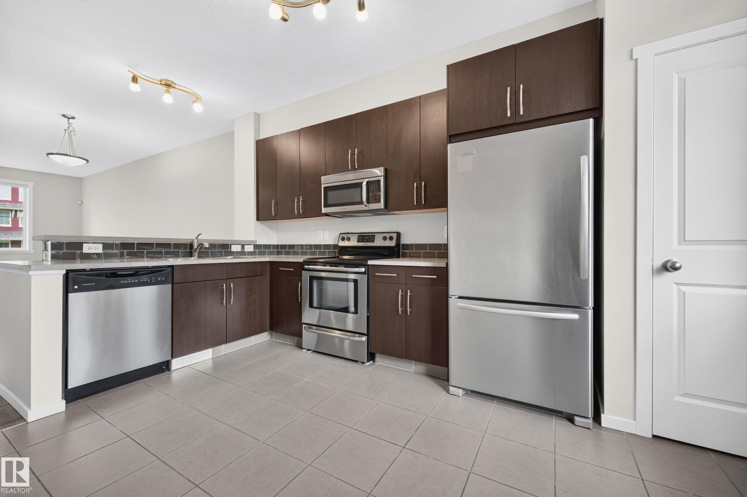 Photo 6 at 72 - 603 Watt Boulevard SW, Walker, Edmonton