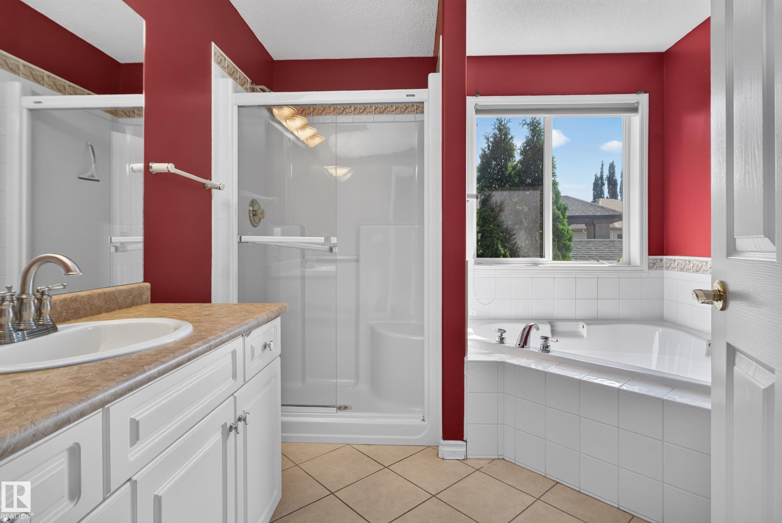 Photo 28 at 941 Picard Drive NW, Potter Greens, Edmonton