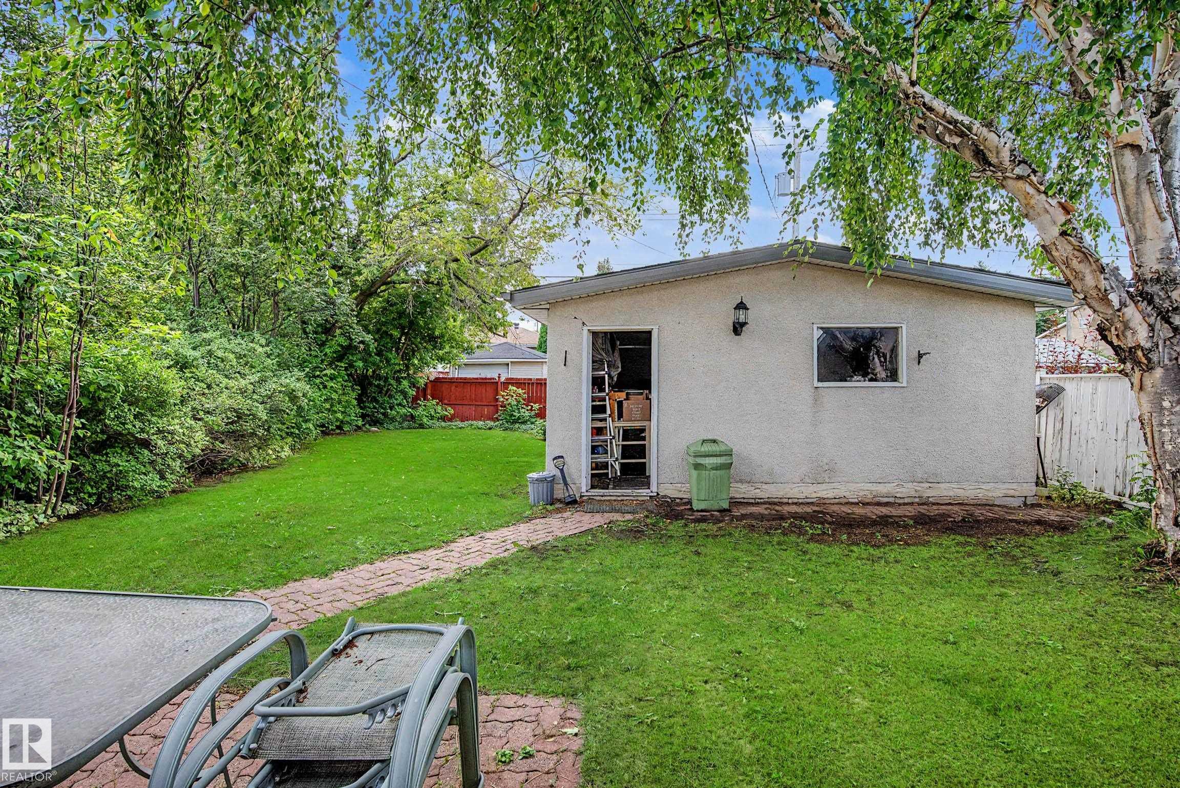 11431 51 Avenue NW, Malmo Plains, Edmonton