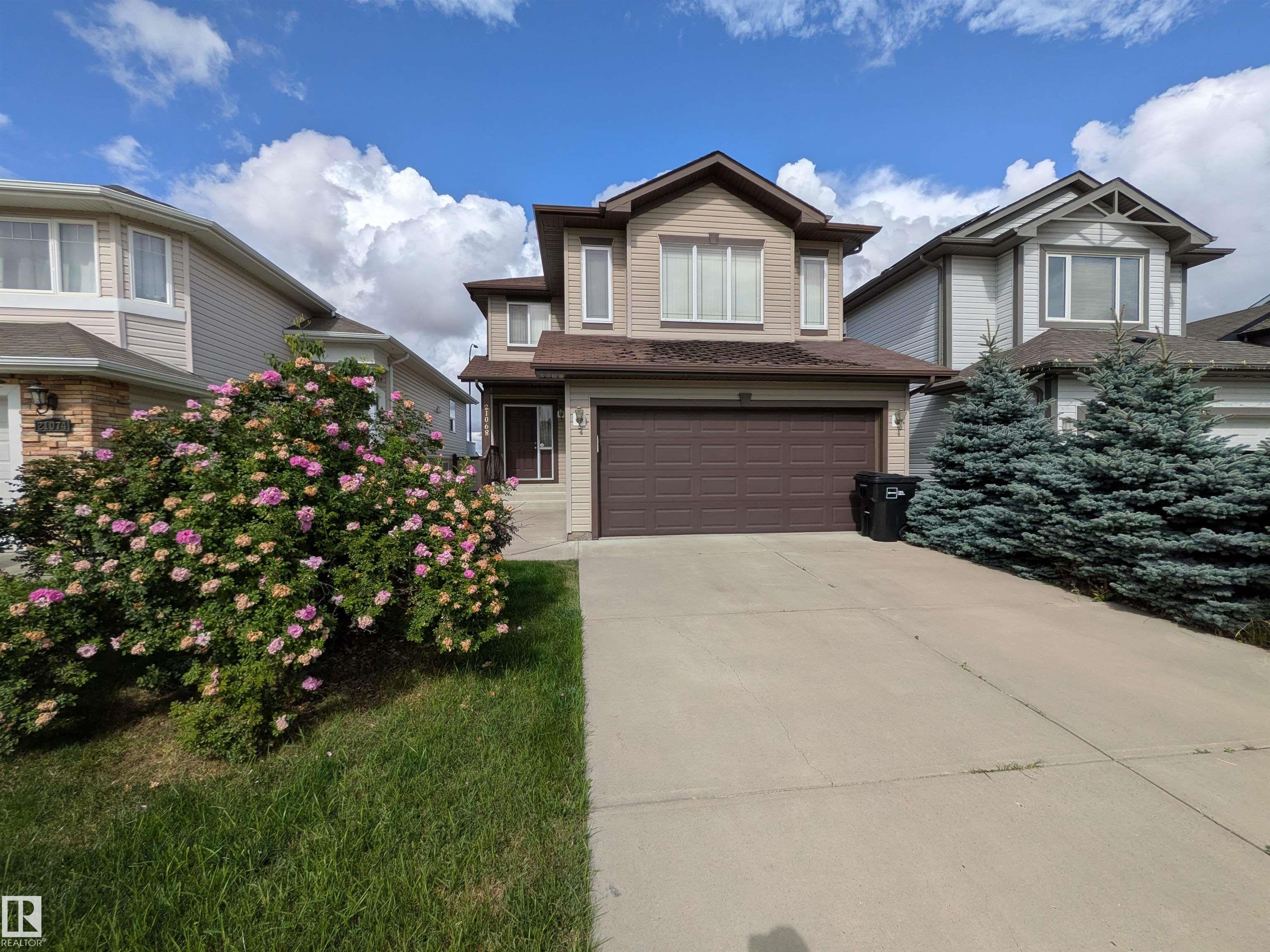 21068 92b Avenue NW, Suder Greens, Edmonton