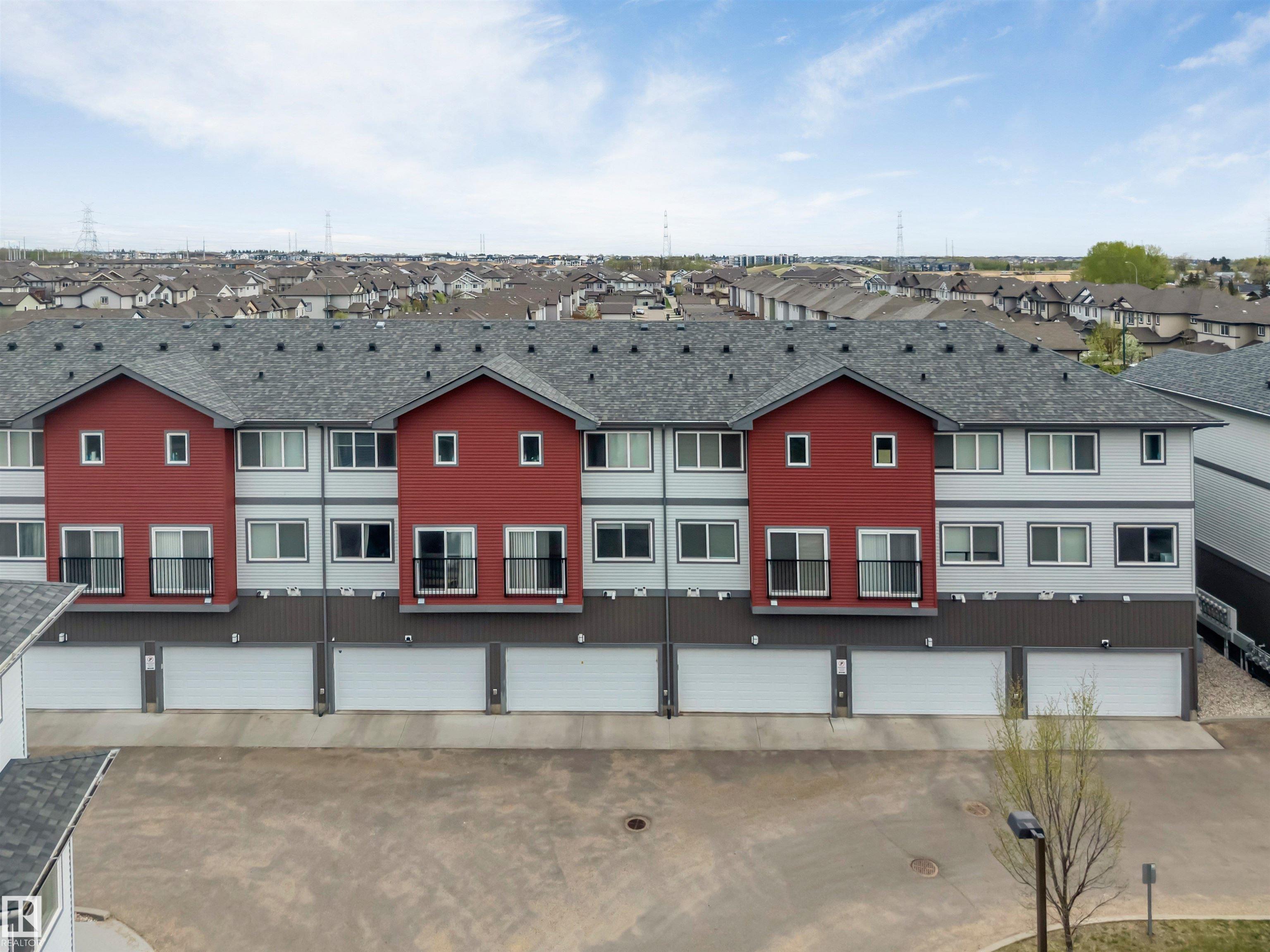 Photo 6 at 3340 15a Avenue NW, Laurel, Edmonton