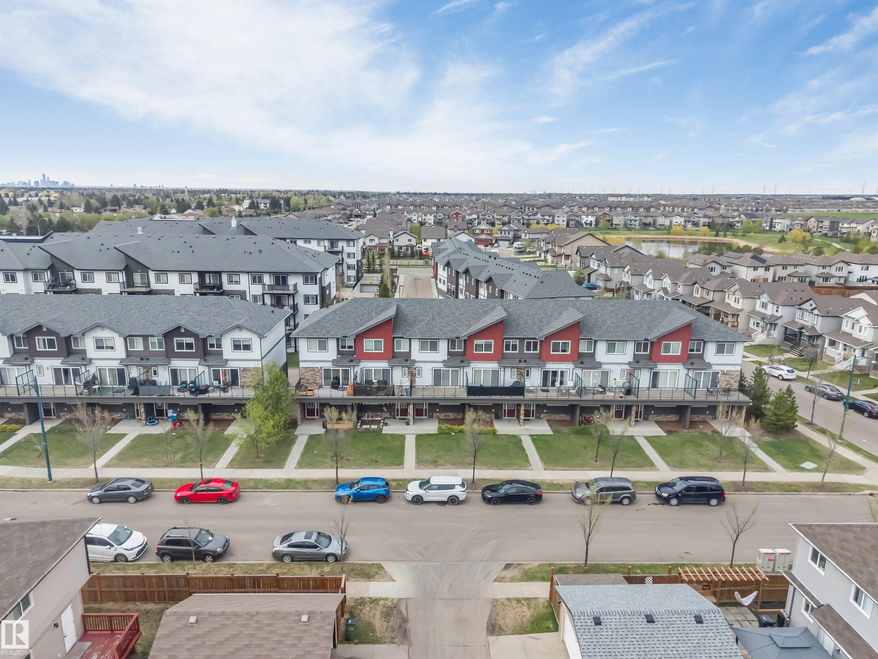 Photo 8 at 3340 15a Avenue NW, Laurel, Edmonton