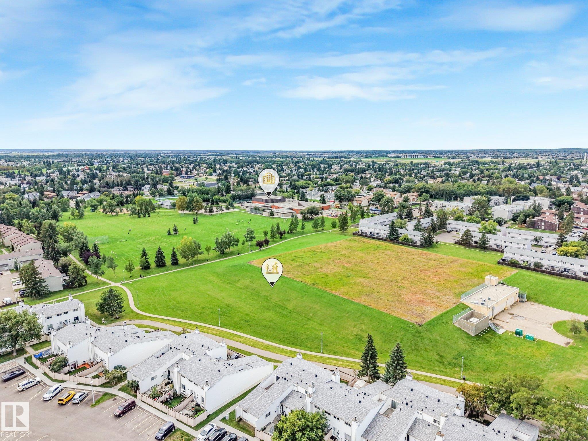 Photo 12 at 6552 178 Street NW, Ormsby Place, Edmonton