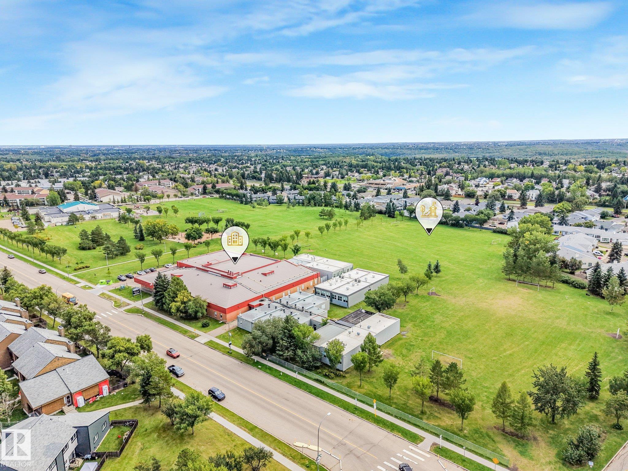 Photo 10 at 6552 178 Street NW, Ormsby Place, Edmonton