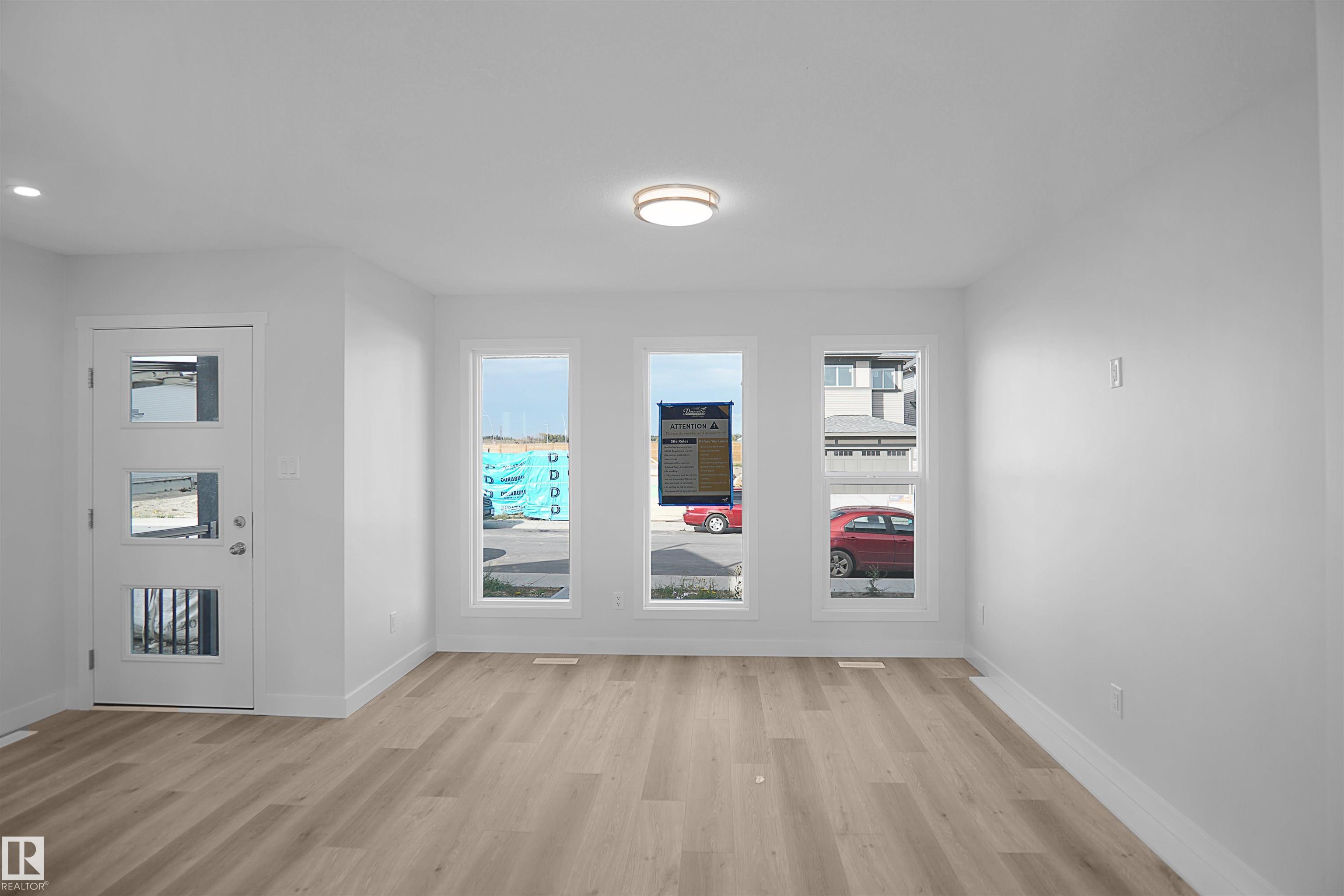 21135 25 Avenue NW, The Uplands, Edmonton