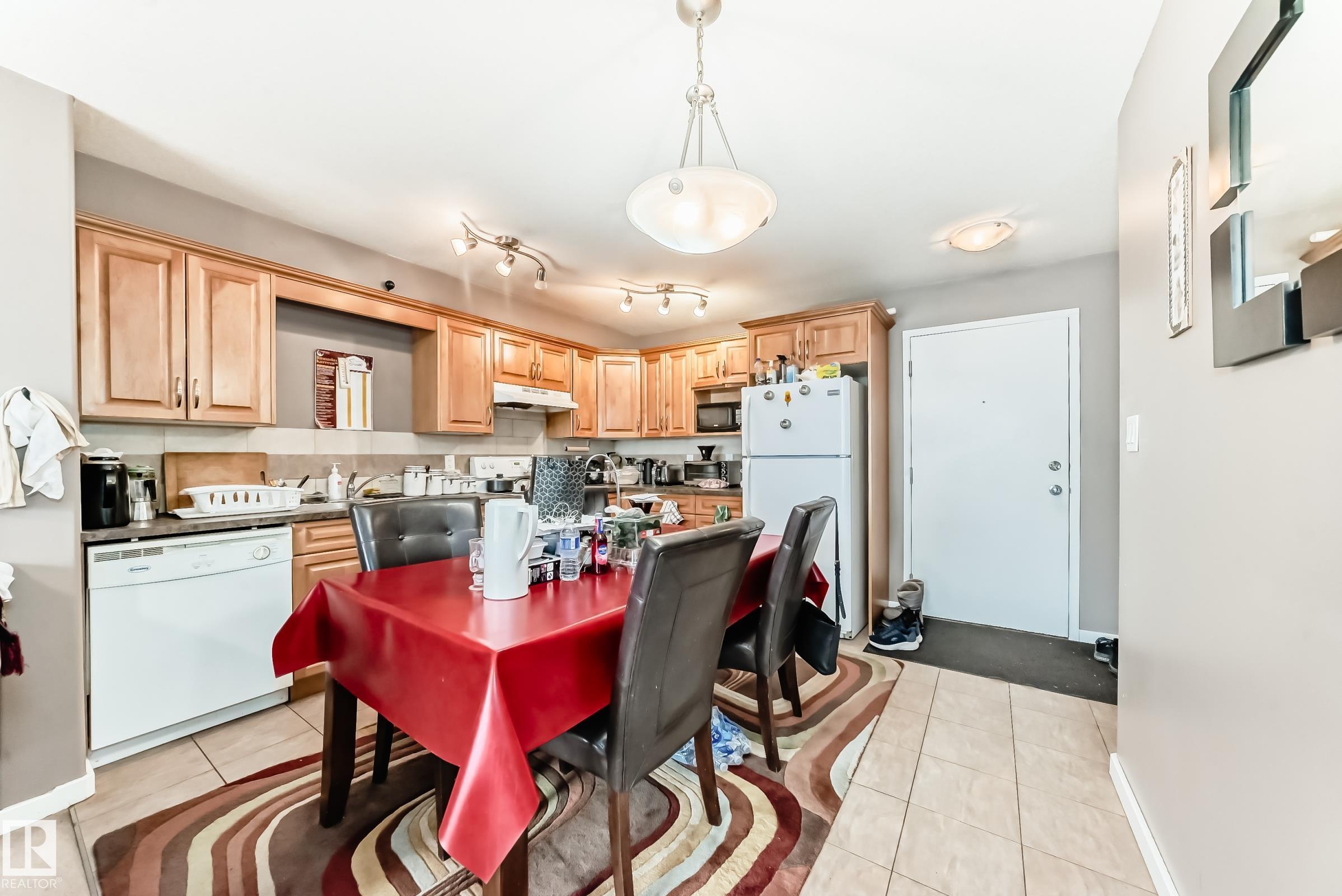 203 - 11827 105 Street NW, Westwood, Edmonton