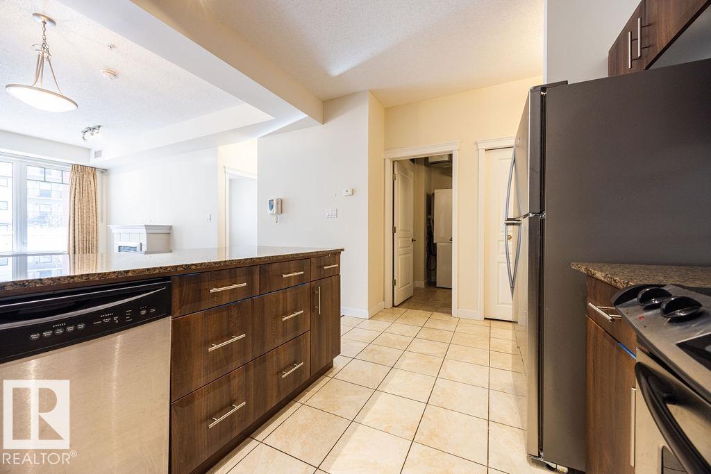 Photo 14 at 214 - 10333 112 Street NW, Wîhkwêntôwin, Edmonton