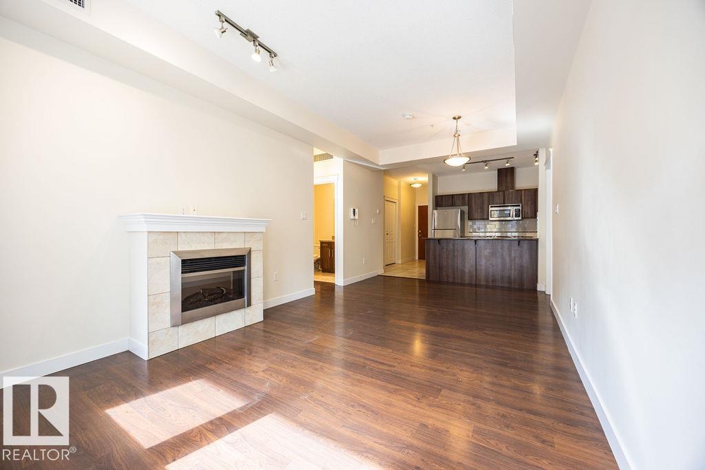 Photo 9 at 214 - 10333 112 Street NW, Wîhkwêntôwin, Edmonton