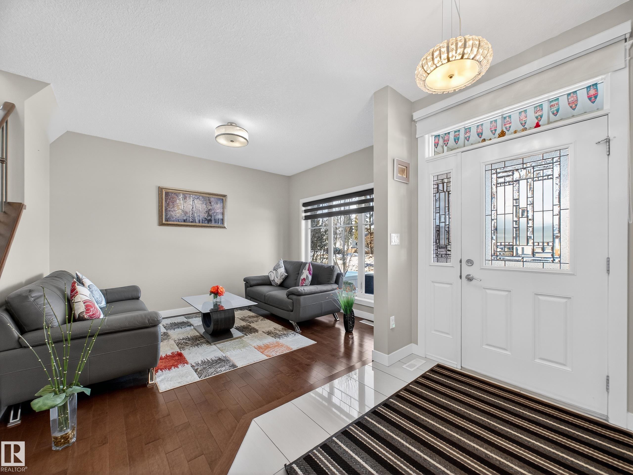 Photo 11 at 9917 162 Street NW, Glenwood, Edmonton