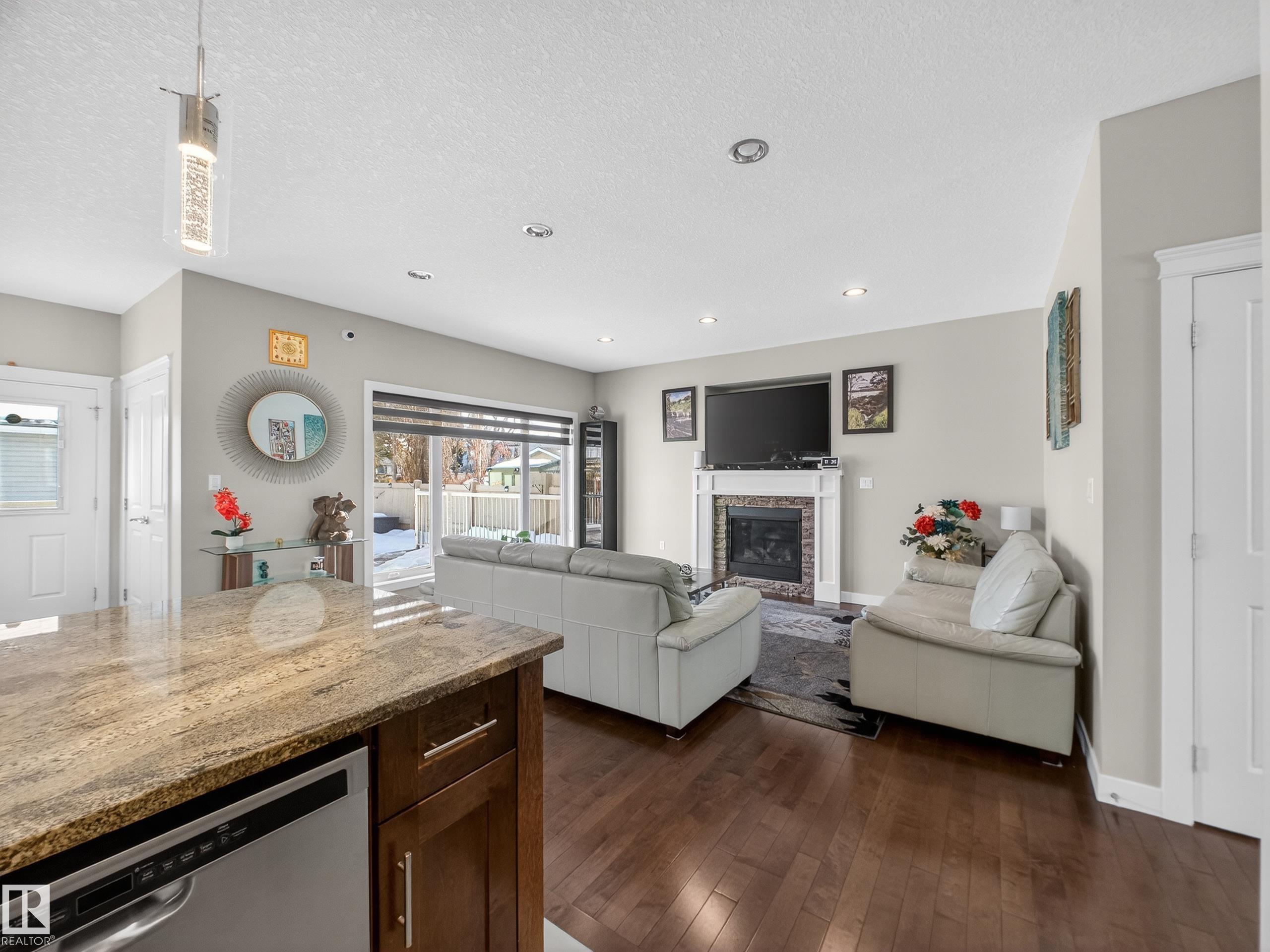 Photo 32 at 9917 162 Street NW, Glenwood, Edmonton