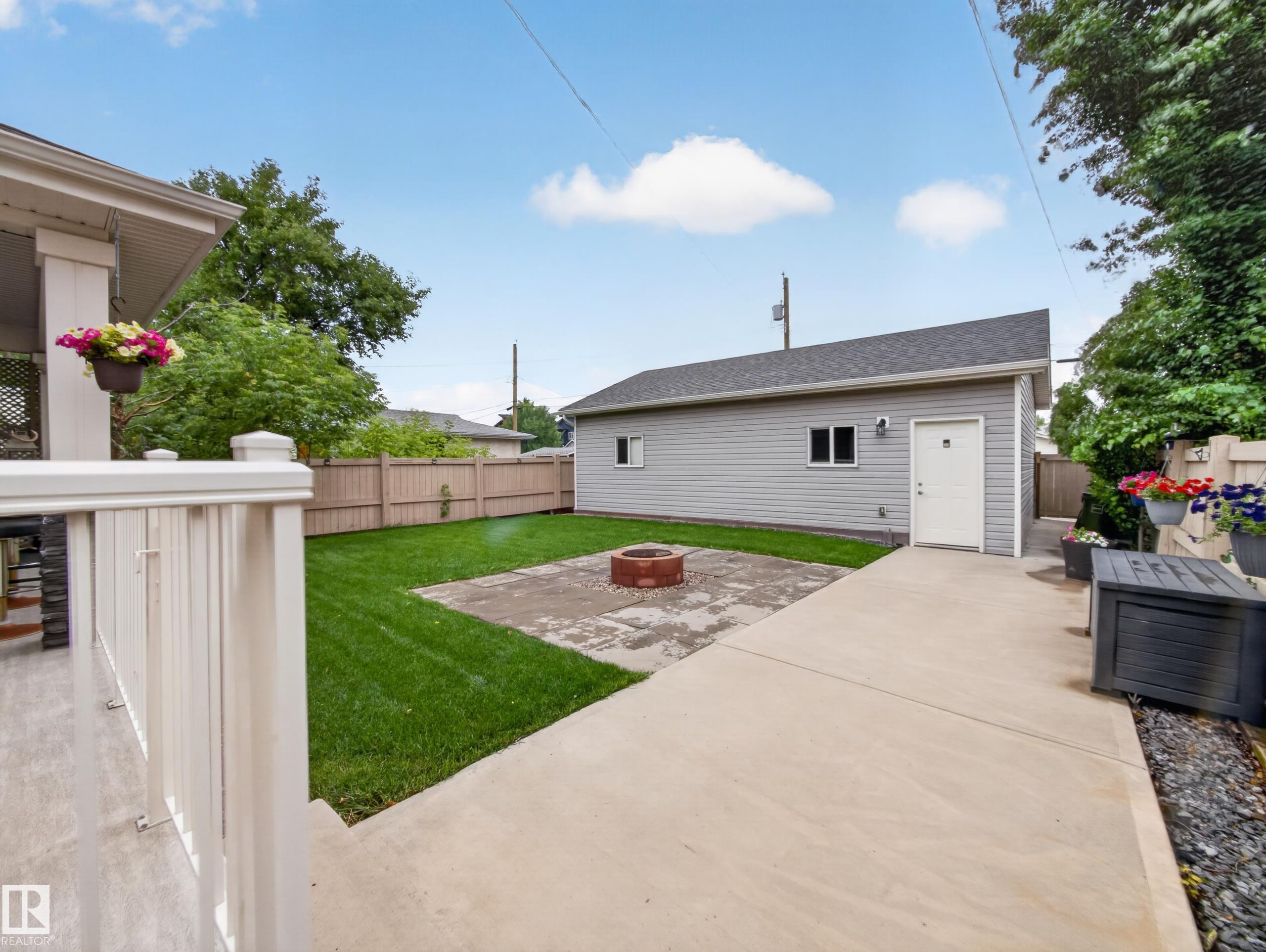 Photo 8 at 9917 162 Street NW, Glenwood, Edmonton