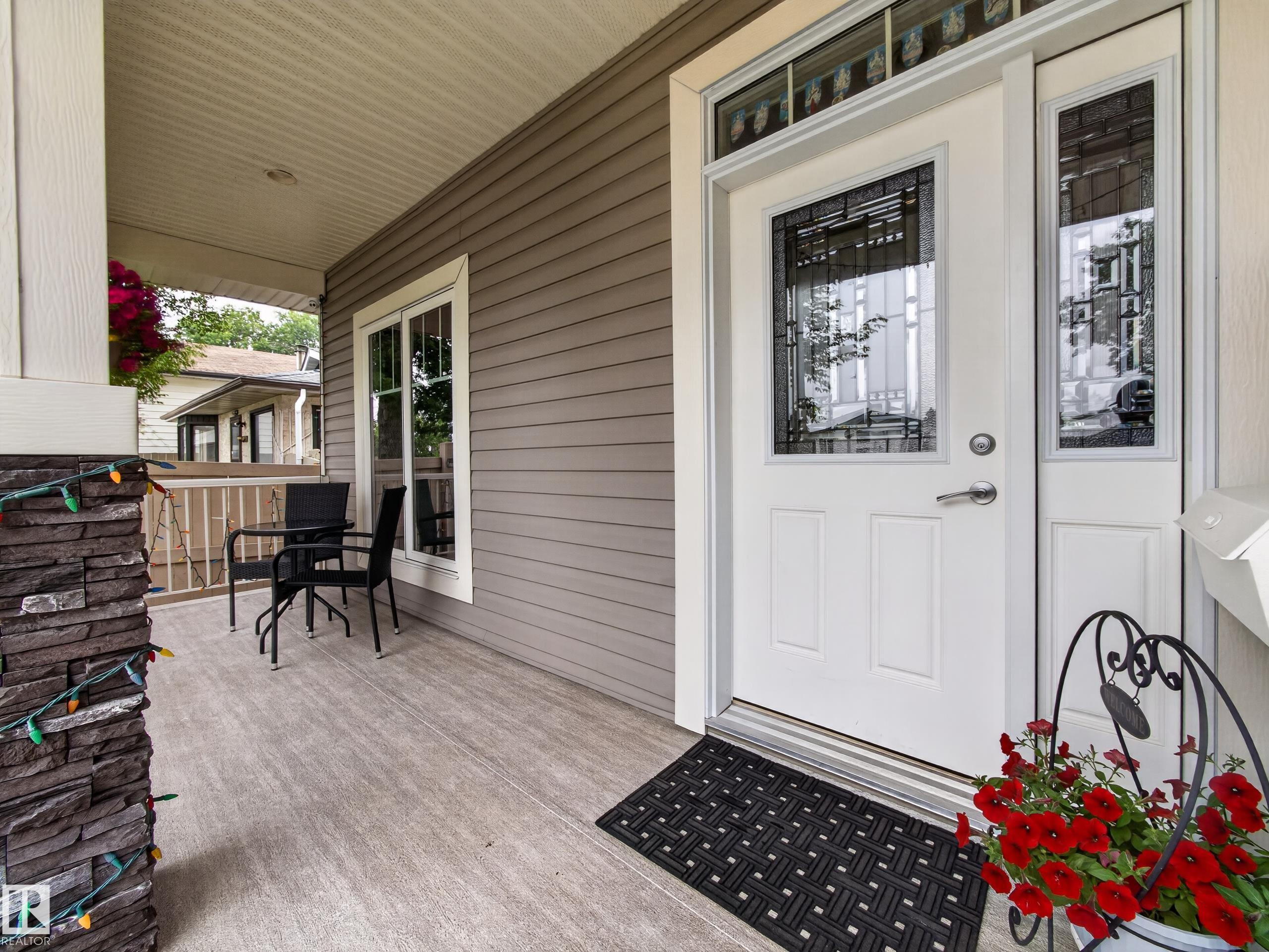 Photo 9 at 9917 162 Street NW, Glenwood, Edmonton