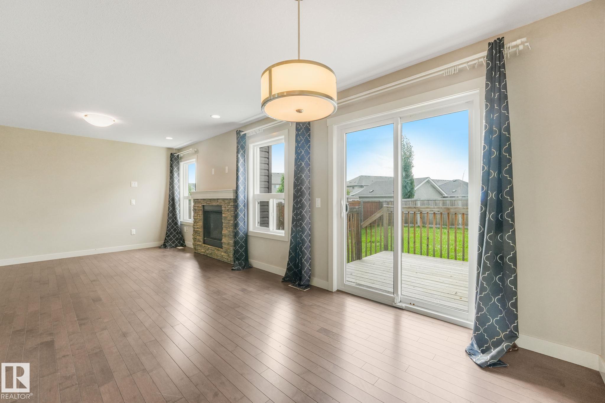 Photo 16 at 16619 14 Avenue SW, Glenridding Heights, Edmonton