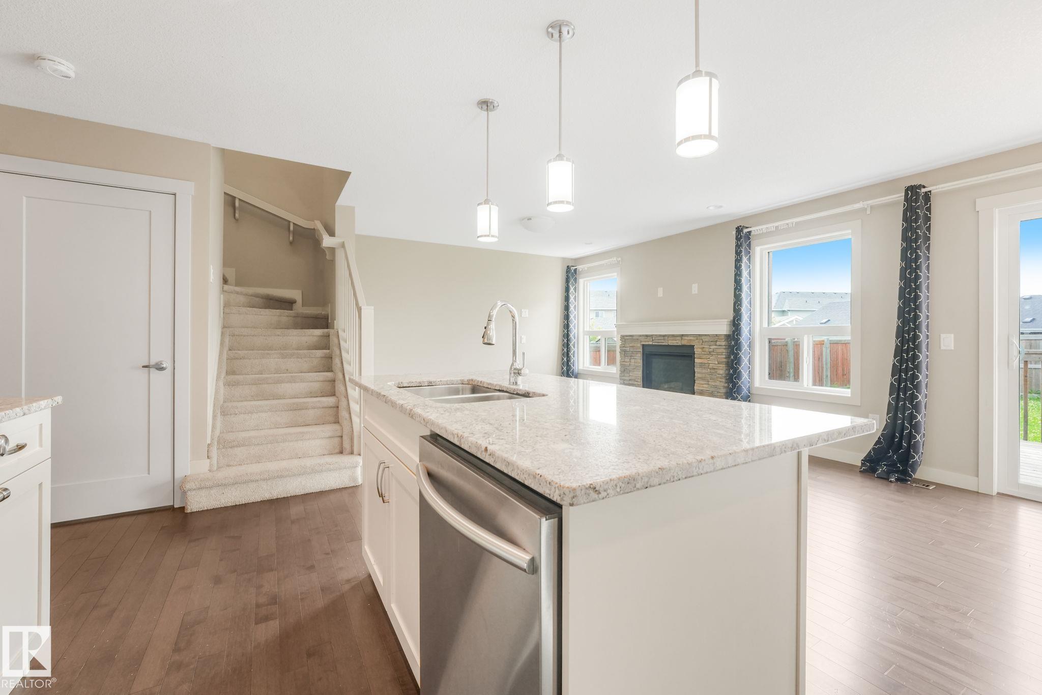 Photo 9 at 16619 14 Avenue SW, Glenridding Heights, Edmonton