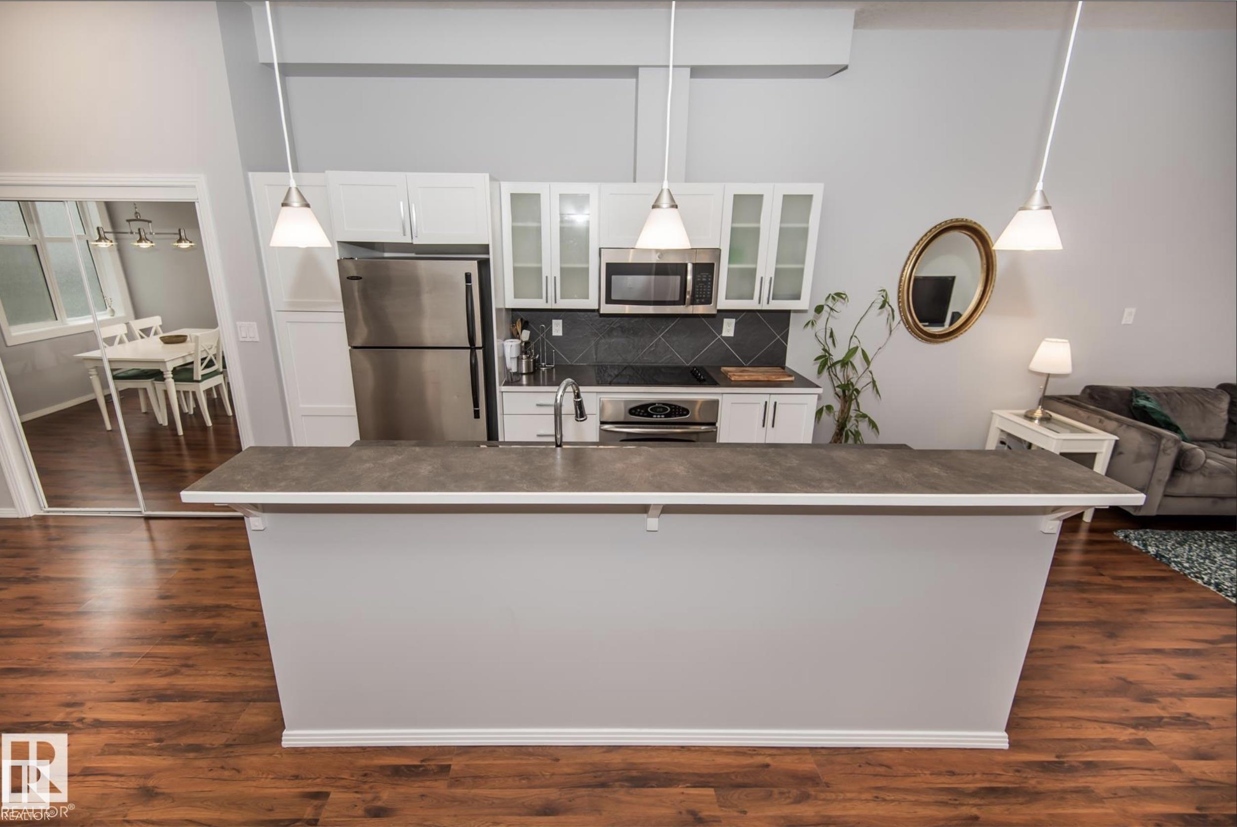 Photo 12 at 415 - 10147 112 Street NW, Wîhkwêntôwin, Edmonton